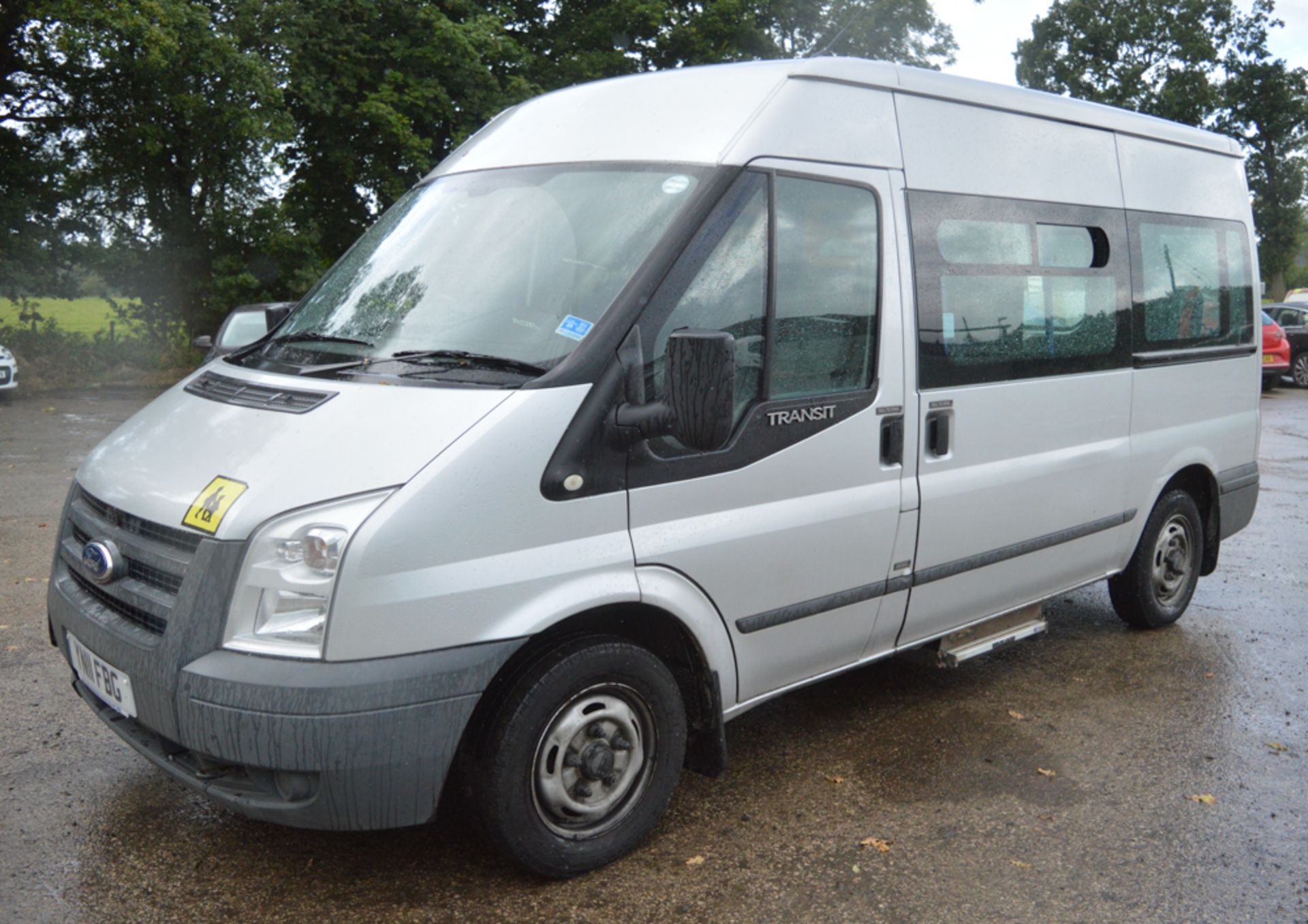 Ford Transit 7 seat minibus Registration Number: YN11 FBG Date of Registration: 30/12/2011 MOT: 19/ - Image 4 of 11