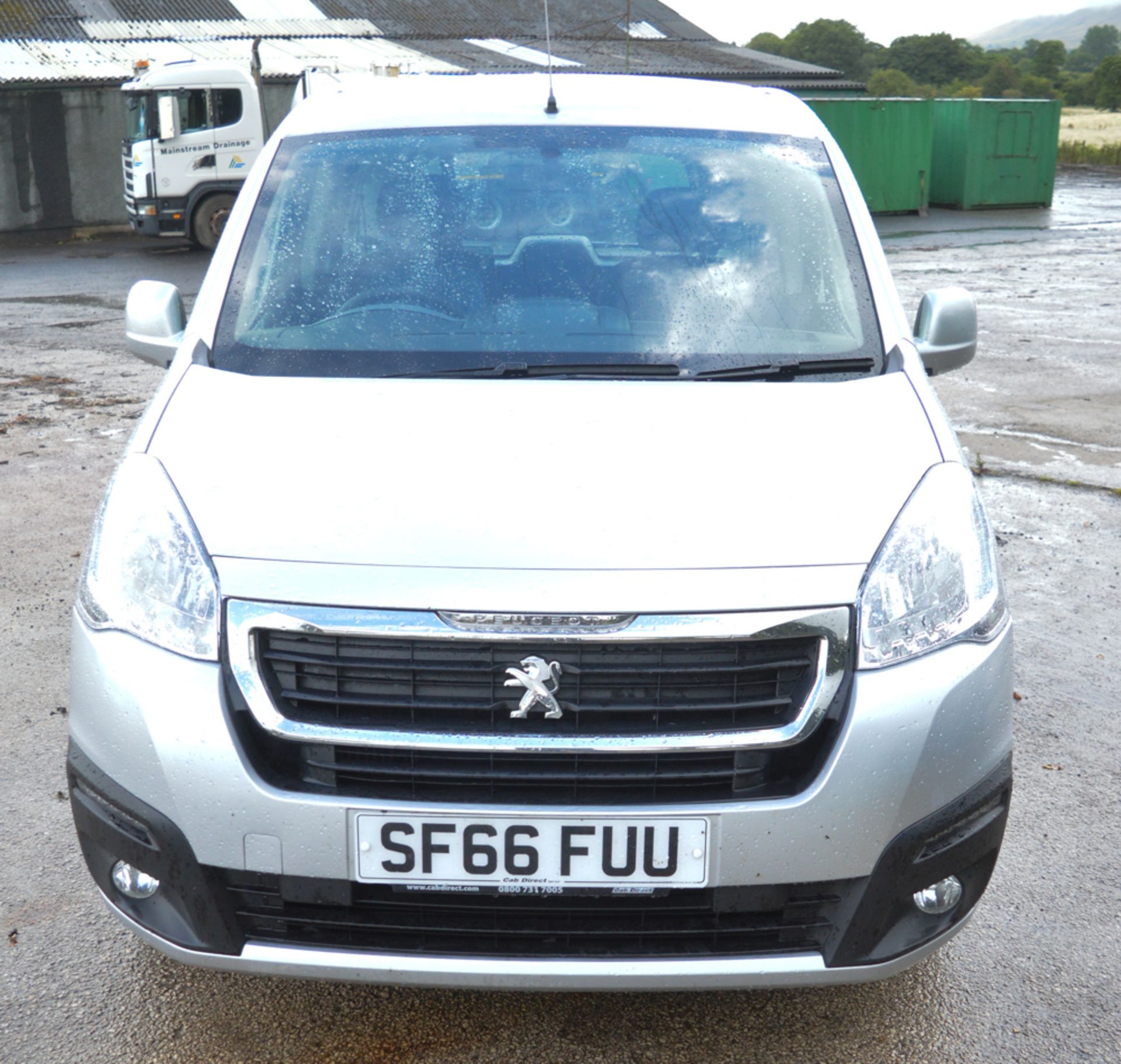 Peugeot Premier RS Blue HDI S/S 5 seat wheelchair access MPV Registration Number: SF66 FUU Date of - Image 5 of 11