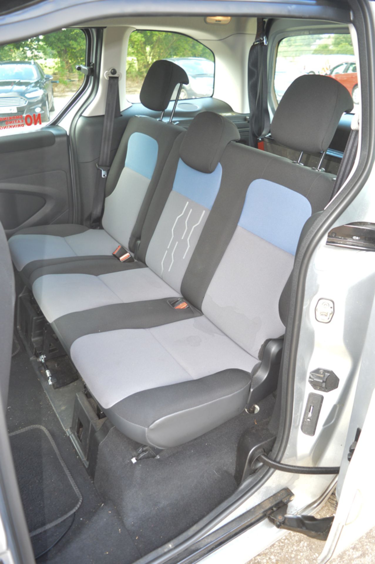 Peugeot Premier RS Blue HDI S/S 5 seat wheelchair access MPV Registration number: SF16 GGK  Date - Image 8 of 10