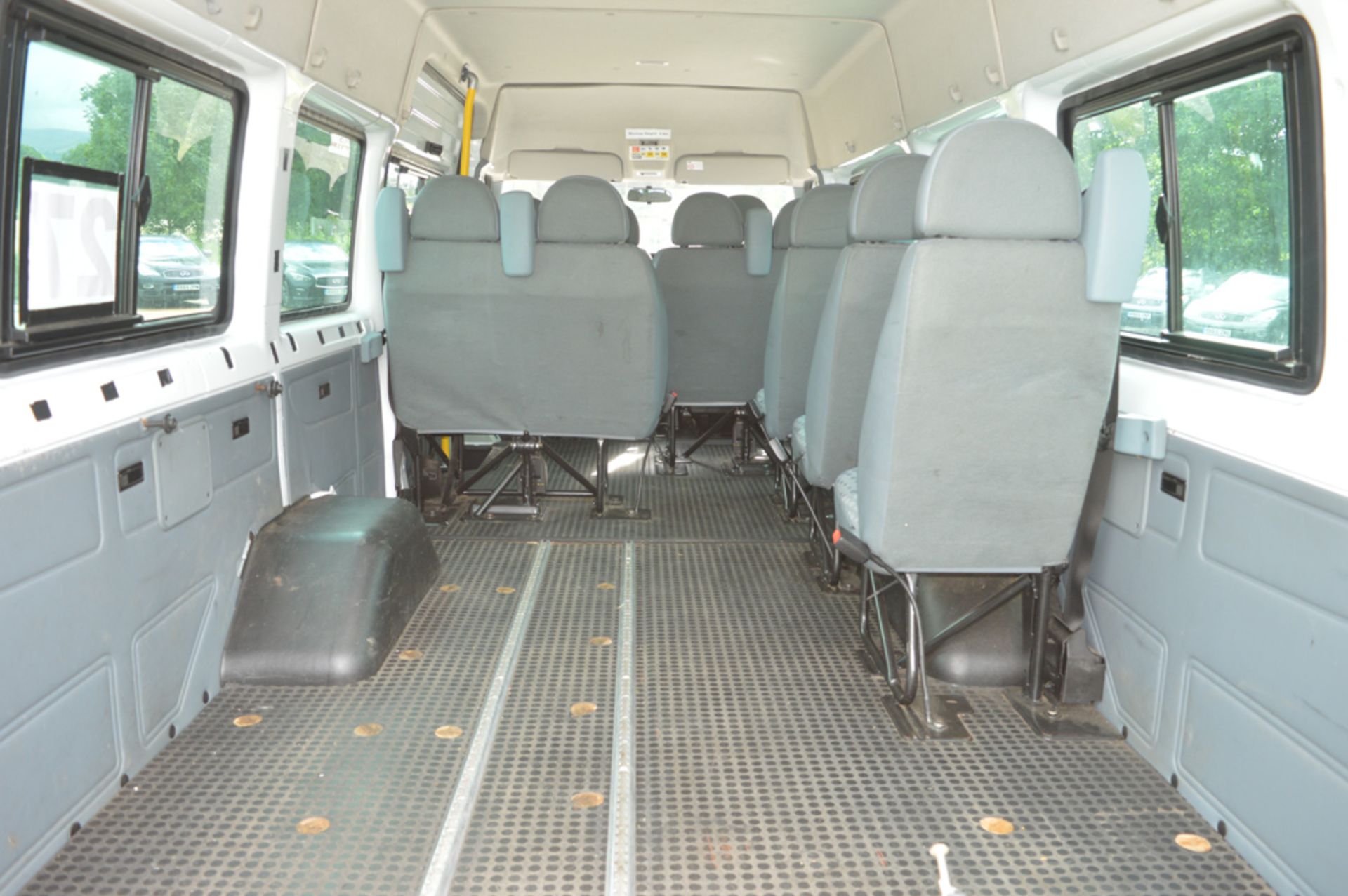 Ford Transit 135 T430 RWD 9 seat minibus Registration Number: GY61 VZA Date of Registration: 30/ - Image 8 of 12
