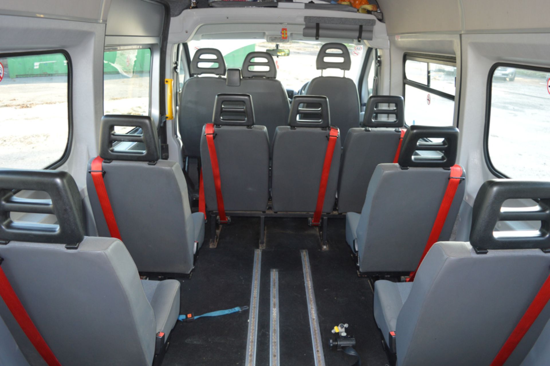 Peugeot Boxer 335 MWB 11 seat minibus Registration Number: RX60 DUH Date of Registration: 20/09/2010 - Image 8 of 12