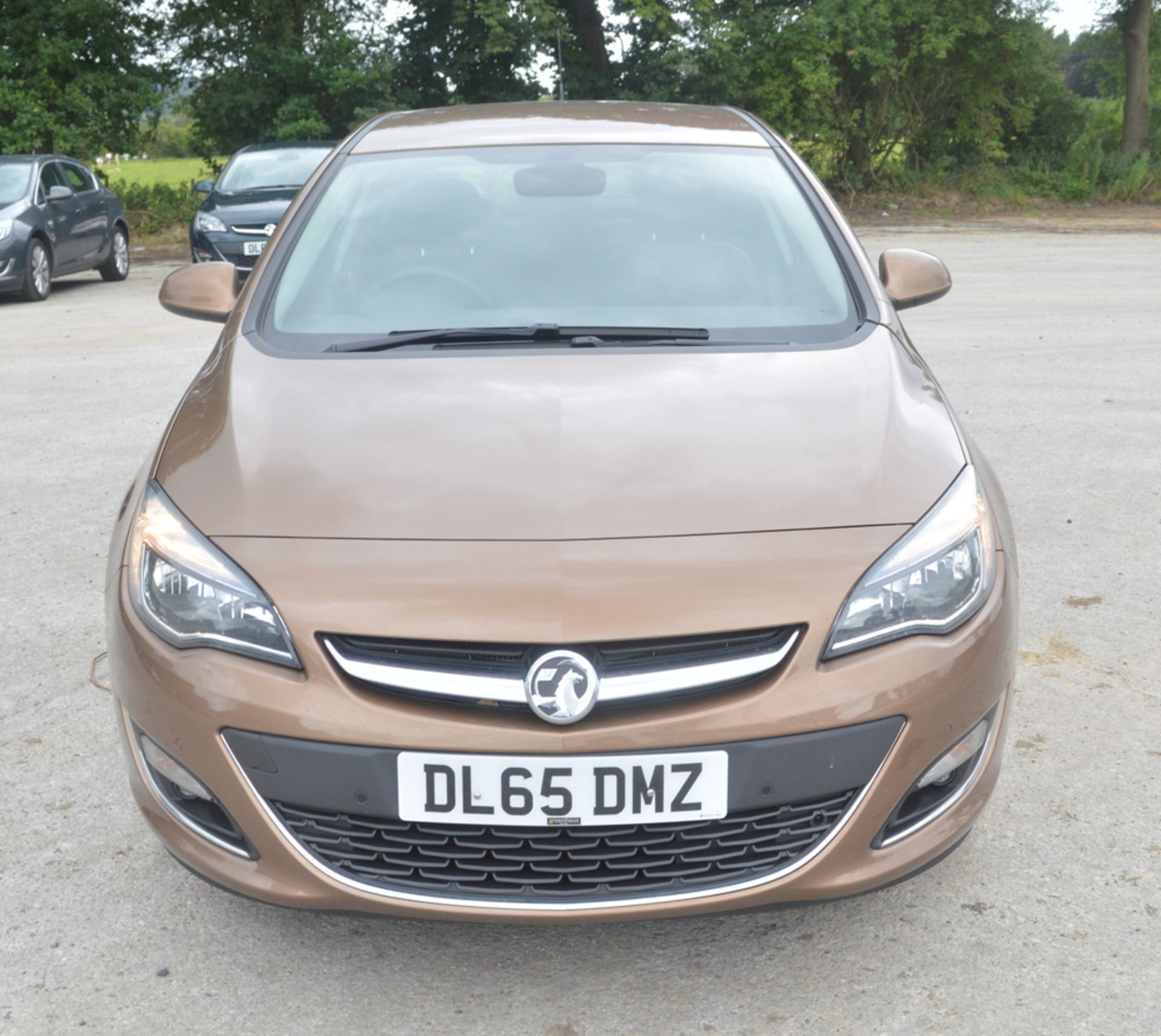 Vauxhall Astra 1.6 i VVT 16v Elite 5dr Hatchback Registration number: DL65 DMZ  Date of - Image 5 of 9