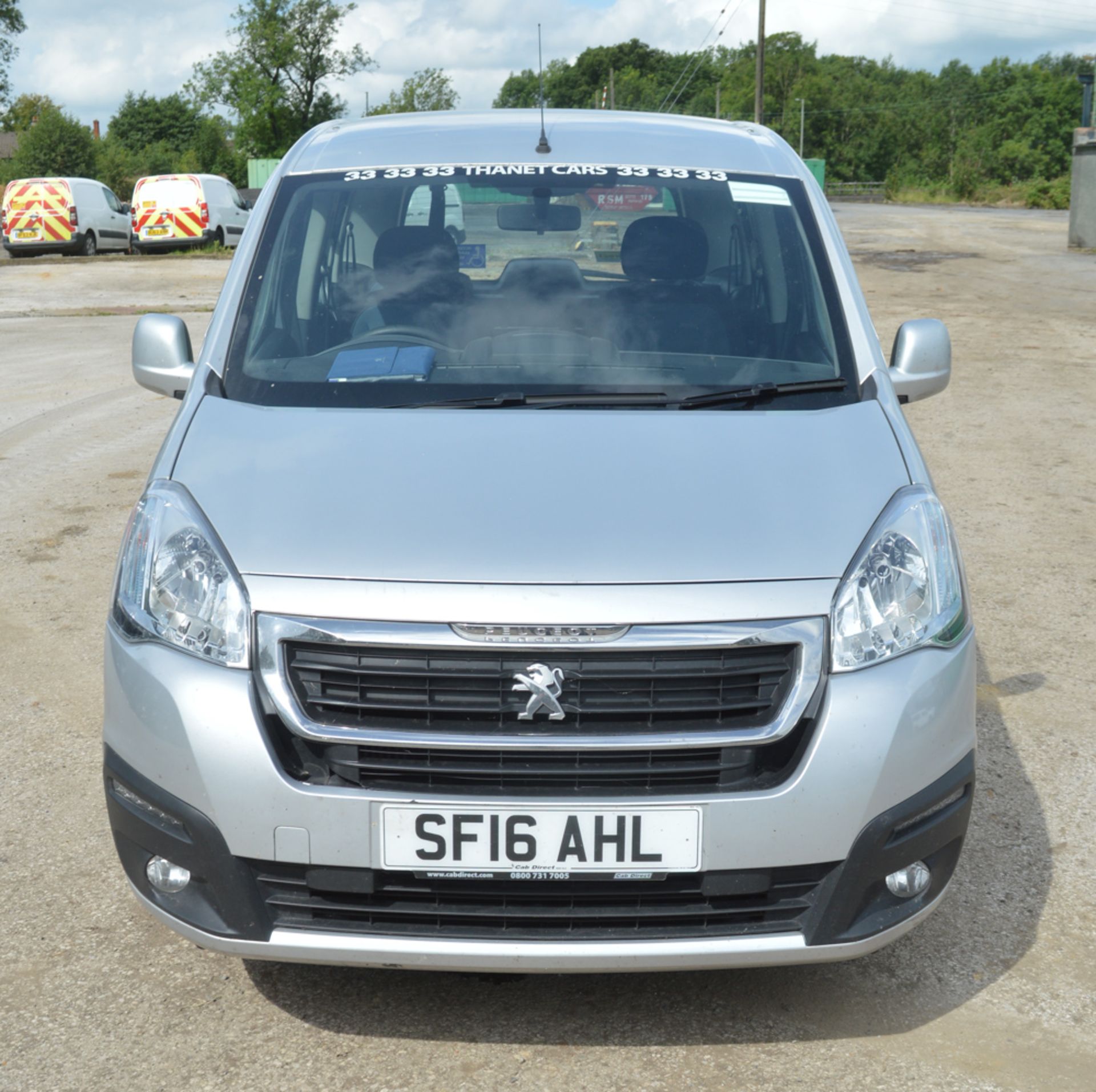 Peugeot Premier RS Blue HDI S/S 5 seat wheelchair access MPV Registration number: SF16 AHL Date of - Image 5 of 12