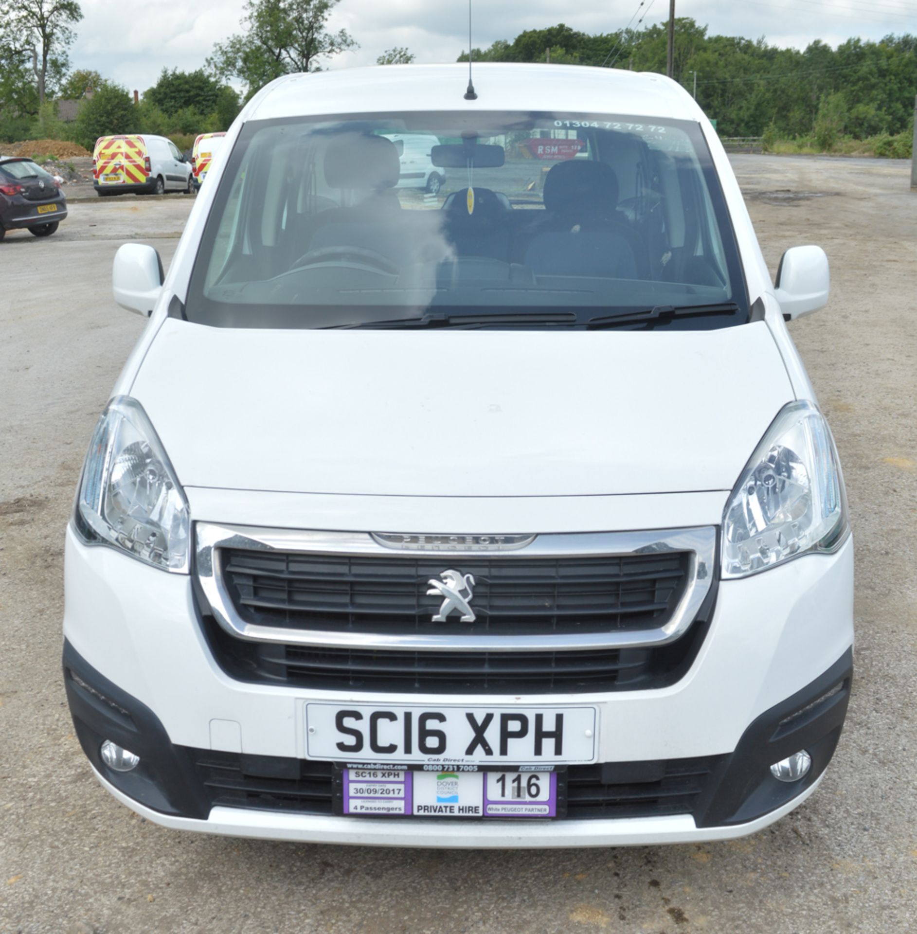 Peugeot Partner Tepee Active Blue automatic 5 seat MPV Registration number: SC16 XPH  Date of - Image 5 of 12