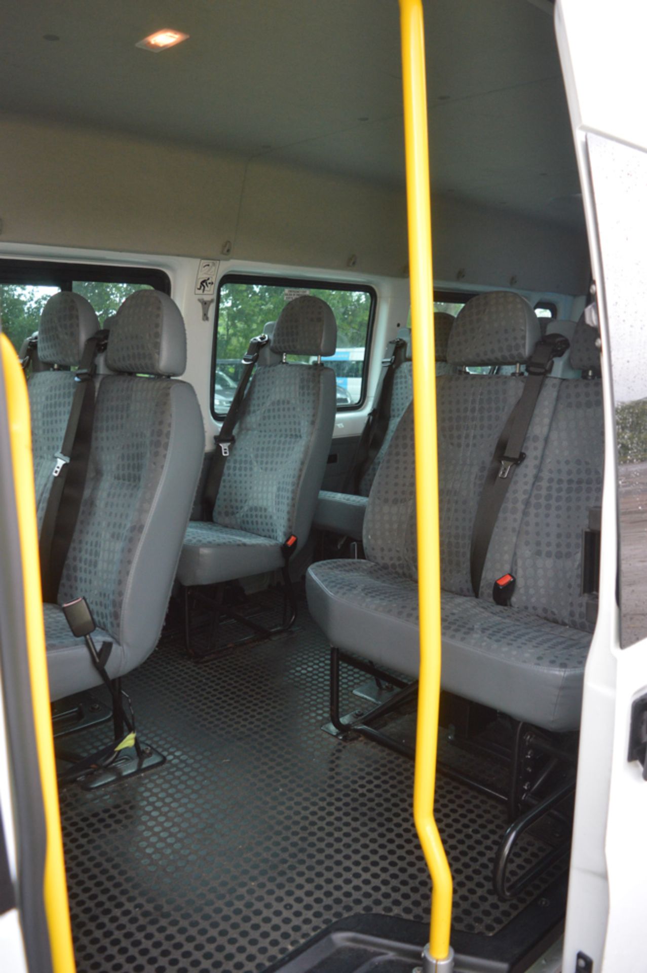 Ford Transit 135 T430 RWD 16 seat minibus  Registration Number: YT12 CXE Date of Registration: - Image 7 of 11