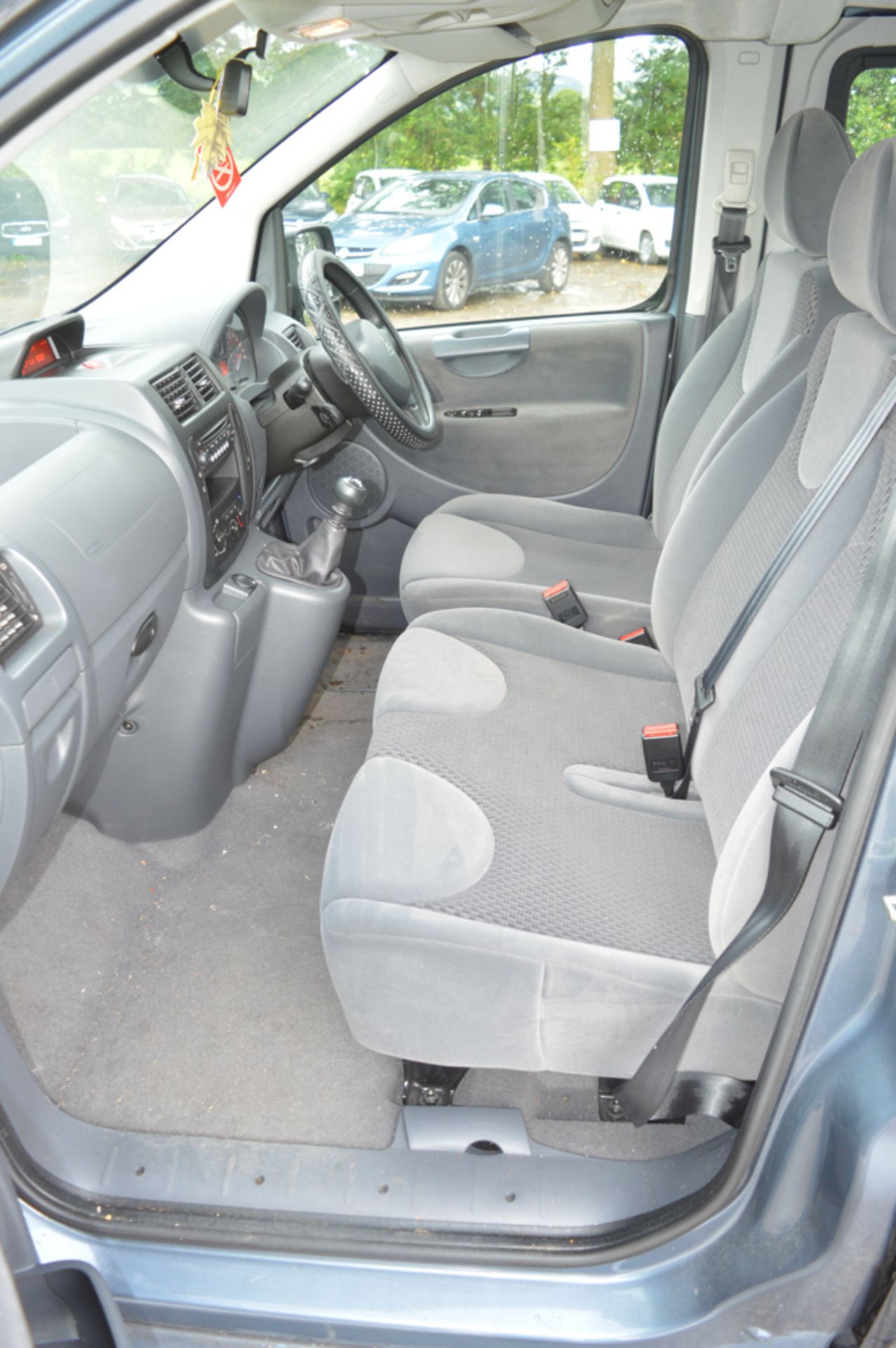Peugeot Independence Expert Tepee 6 seat wheelchair access MPV Registration Number: SF16 GGO  Date - Image 10 of 12