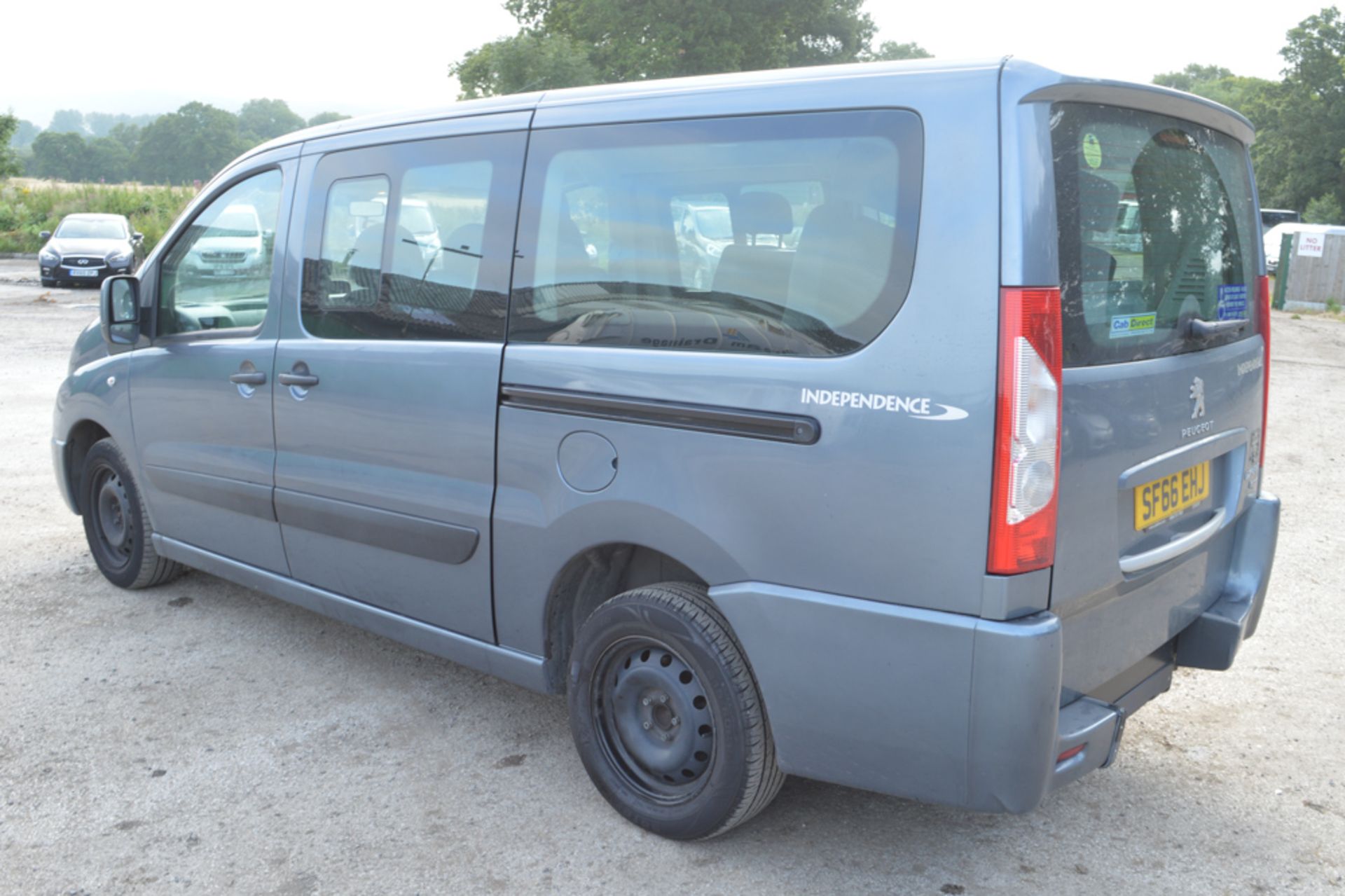 Peugeot Expert Tepee Independence SE Plus 6 seat minibus Registration number: SF66 EHJ Date of - Image 3 of 13