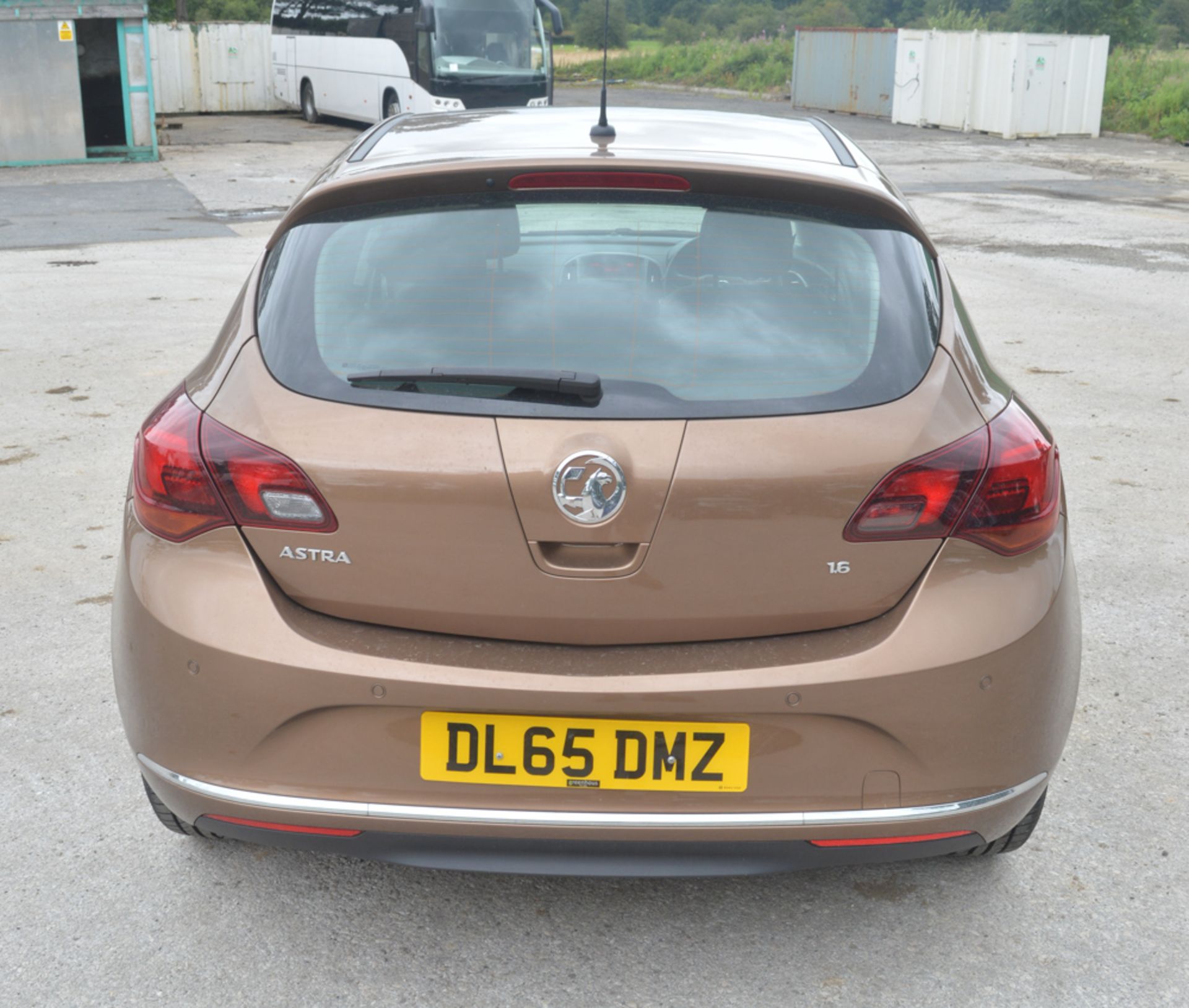 Vauxhall Astra 1.6 i VVT 16v Elite 5dr Hatchback Registration number: DL65 DMZ  Date of - Image 6 of 9