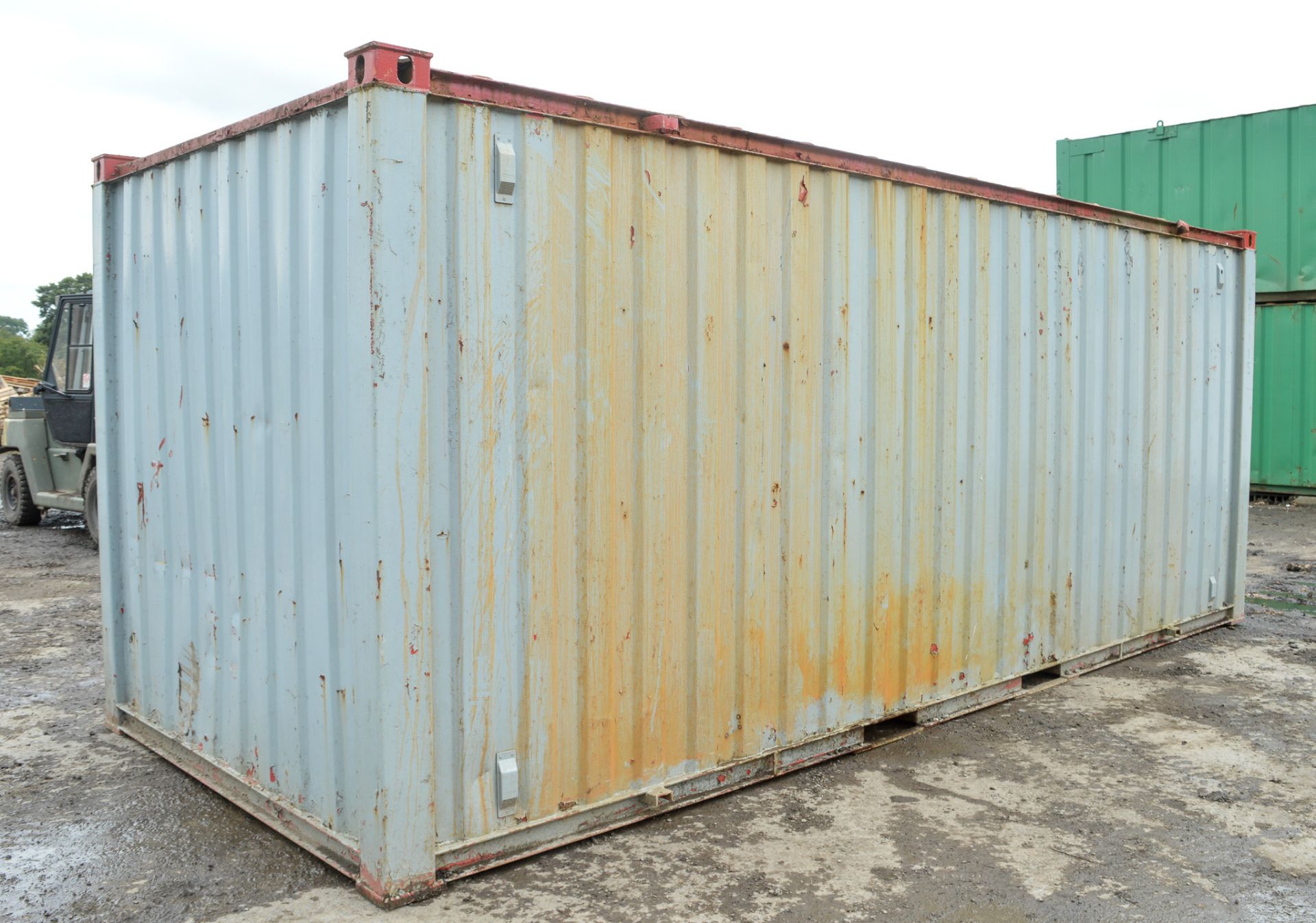 21 ft x 9 ft steel site store unit 451115 ** No keys ** - Image 2 of 4