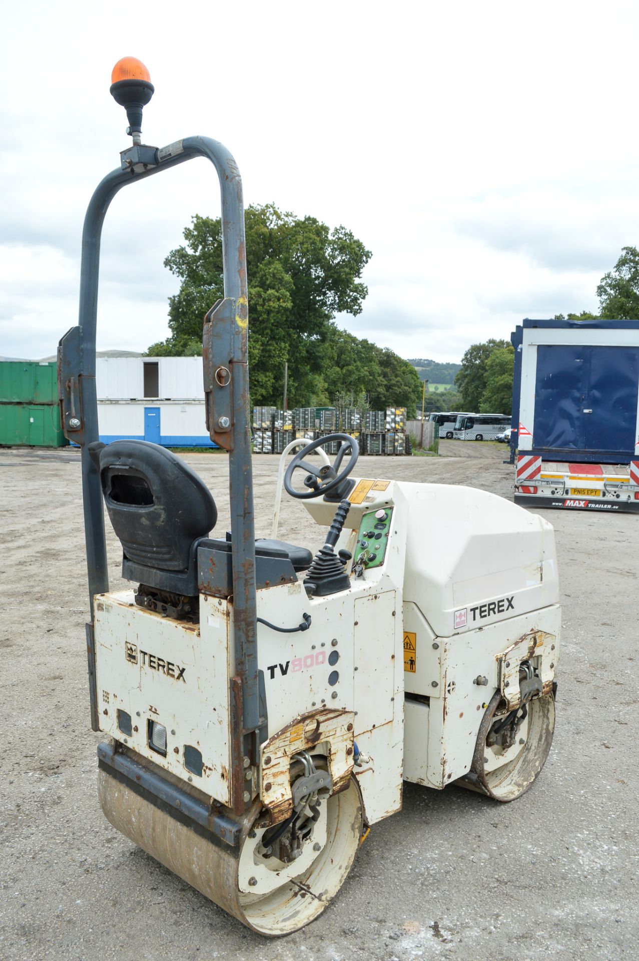 Benford Terex TV800 double drum ride on roller Year: 2008 S/N: E901HU043 Recorded Hours: 1252 - Image 3 of 8