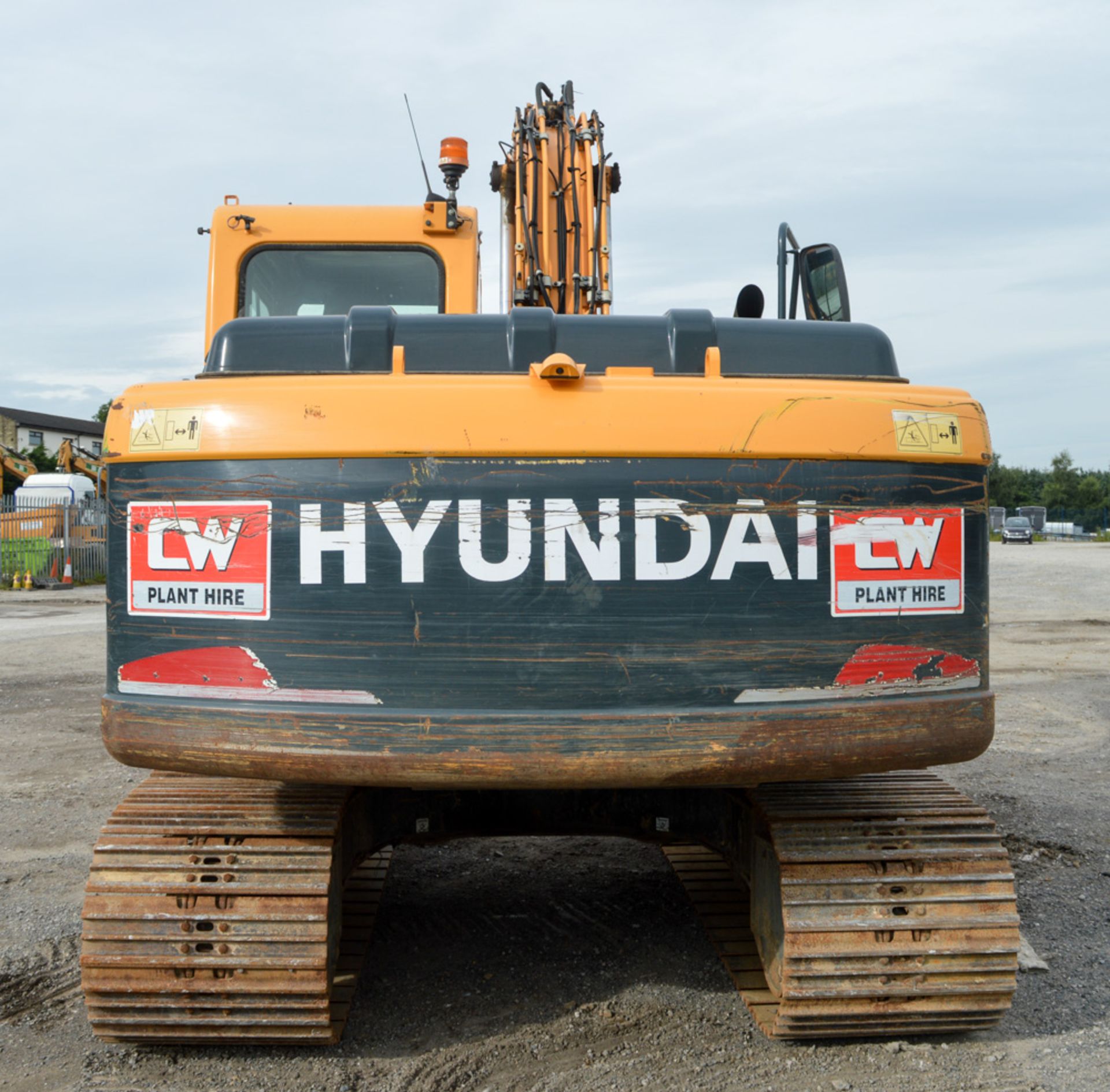 Hyundai Robex 140 LC-9 14 tonne steel tracked excavator Year: 2013 S/N: 0000784 Recorded Hours: 3471 - Image 6 of 12