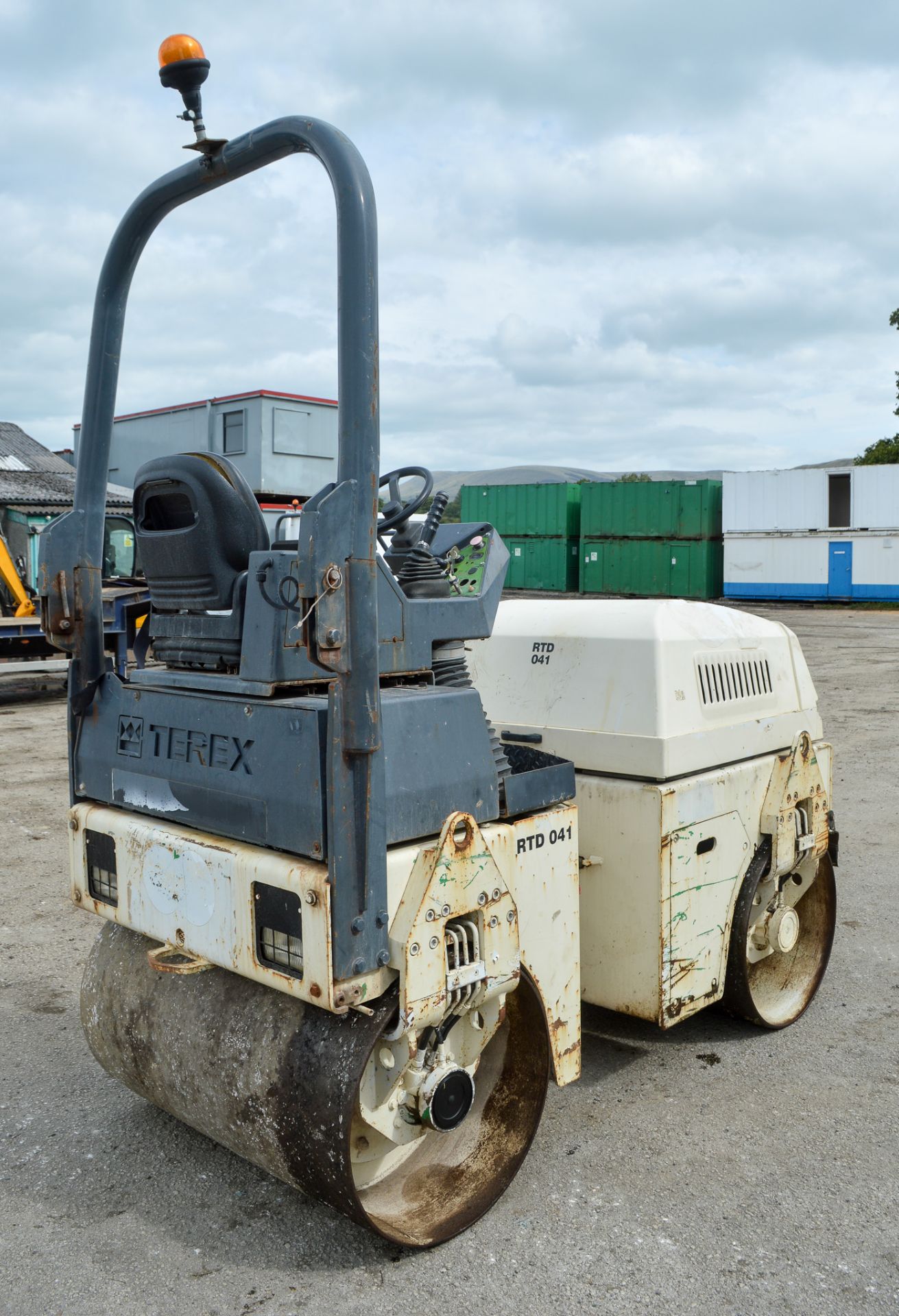 Benford Terex TV1200 double drum ride on roller Year: 2007 S/N: E705CF031 Recorded Hours: 1214 - Image 3 of 8