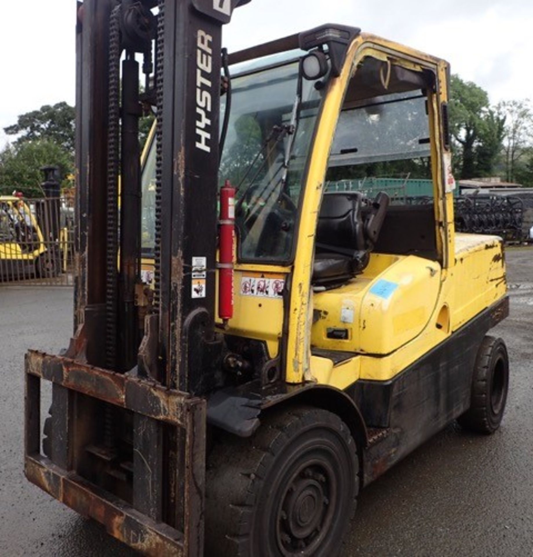 Hyster H5.5 5.5 tonne diesel driven fork lift truck Year: 2008 S/N: N005B04519F Recorded Hours: