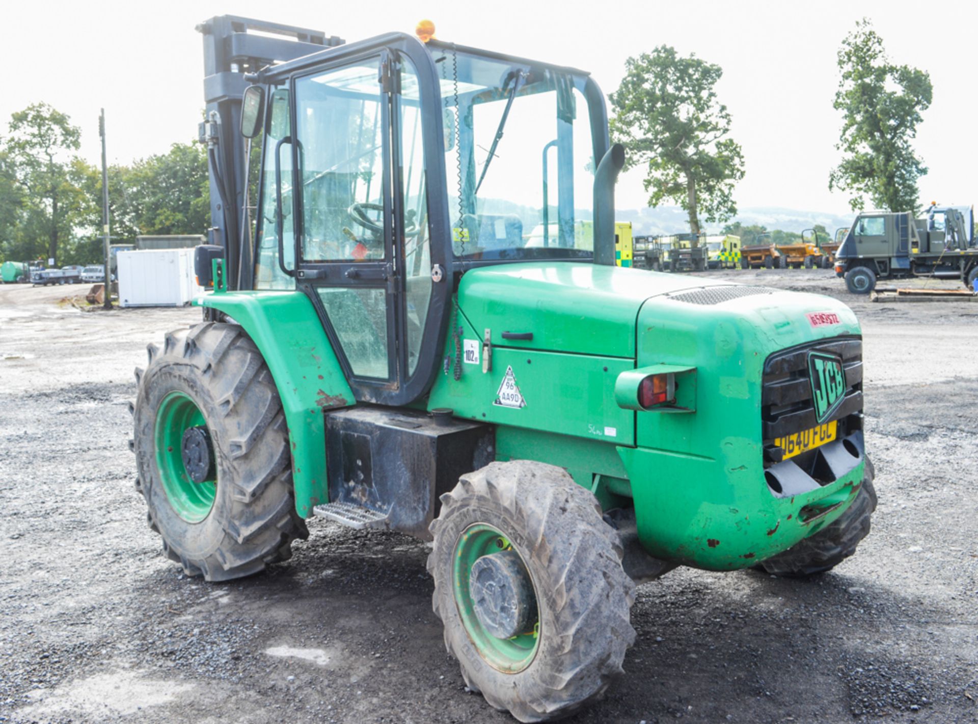 JCB 926 2.6 tonne rough terrain fork lift truck Year: 2008 S/N: 1281529 Recorded Hours: 3823 c/w - Image 2 of 14