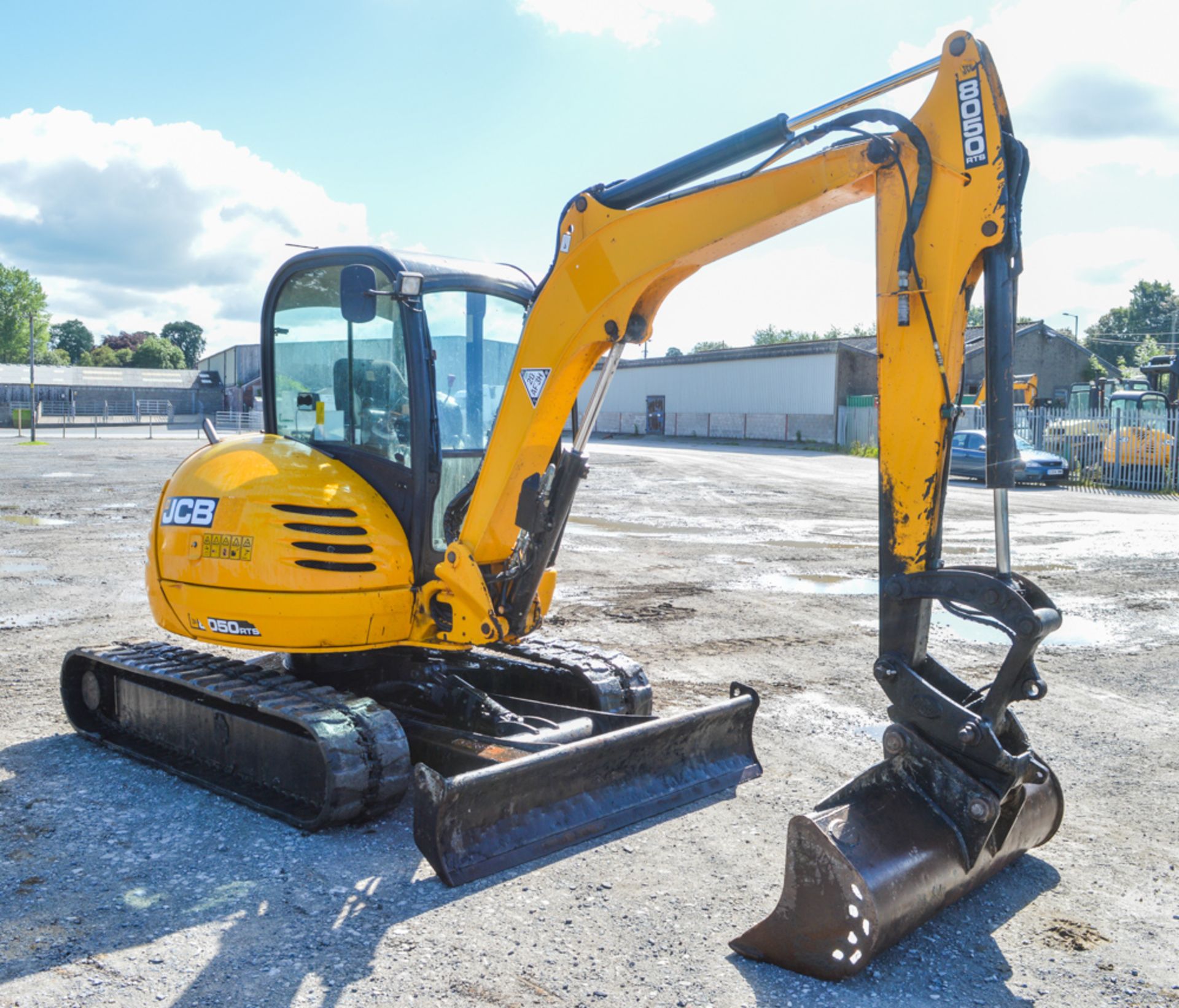 JCB 8050 RTS 5 tonne zero tail swing rubber tracked midi excavator Year: 2012 S/N: 1741687 - Bild 4 aus 11