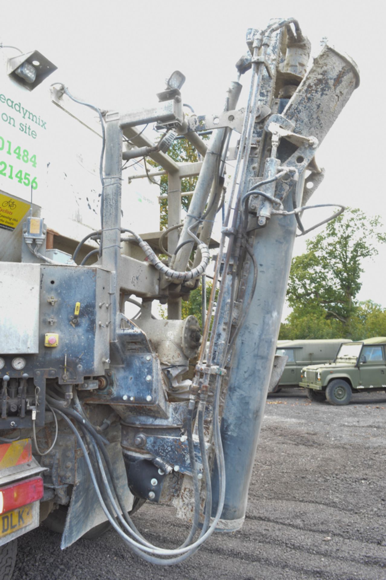 Renault Kerax 520 8x4 Roadmaster Easymix volumetric mixer lorry  Registration number: KX11 DLK  Rec - Image 8 of 21