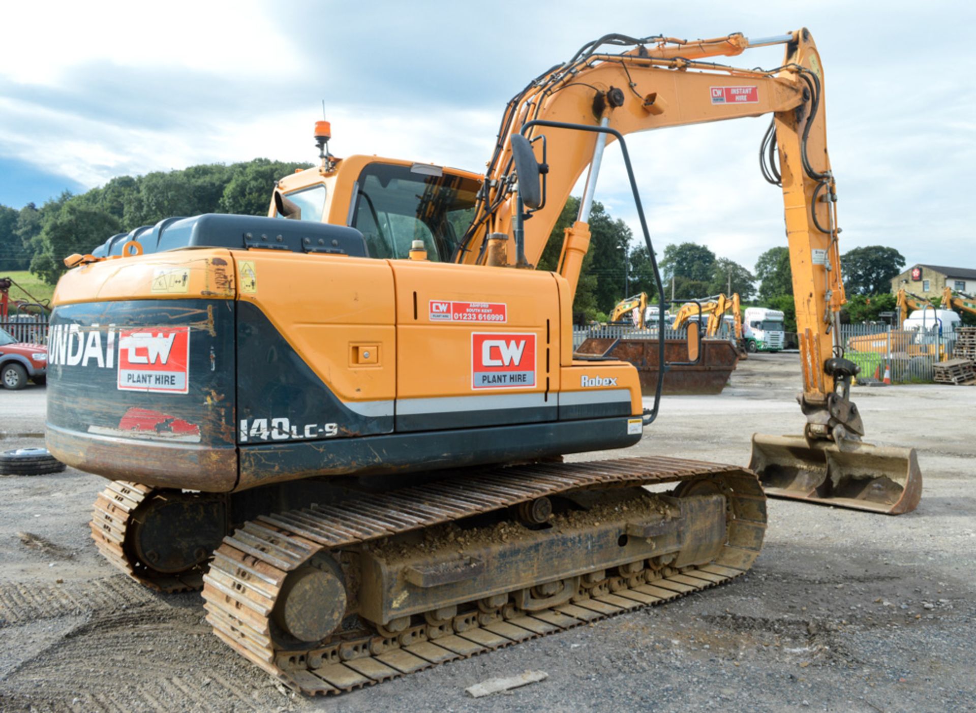 Hyundai Robex 140 LC-9 14 tonne steel tracked excavator Year: 2013 S/N: 0000784 Recorded Hours: 3471 - Image 3 of 12