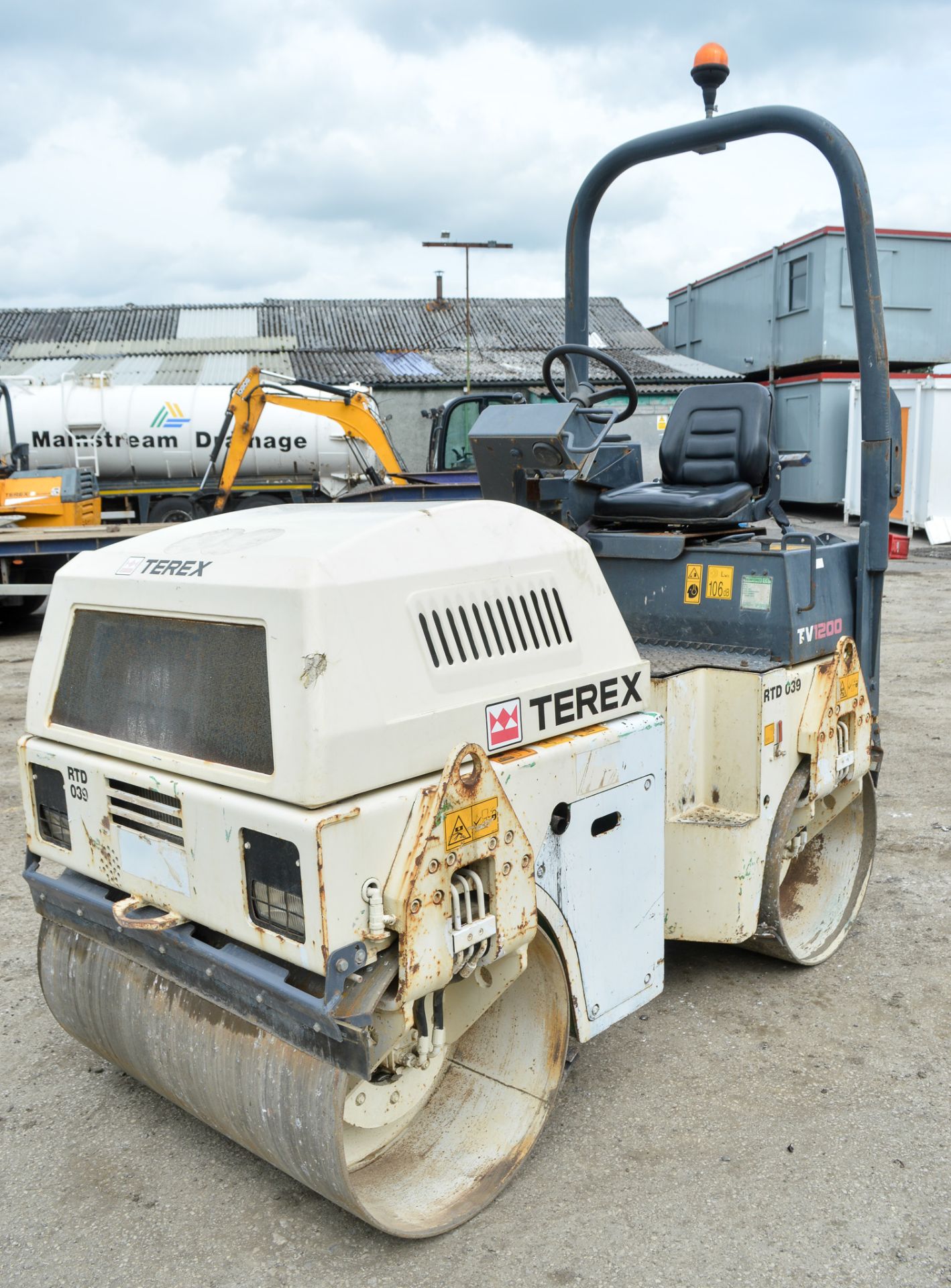 Benford Terex TV1200 double drum ride on roller Year: 2008 S/N: E801CF002 Recorded Hours: 1064