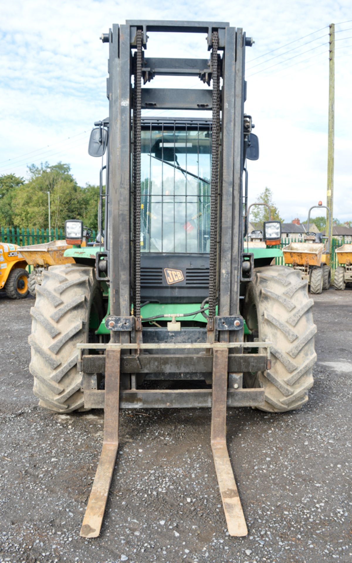 JCB 926 2.6 tonne rough terrain fork lift truck Year: 2008 S/N: 1281529 Recorded Hours: 3823 c/w - Image 5 of 14