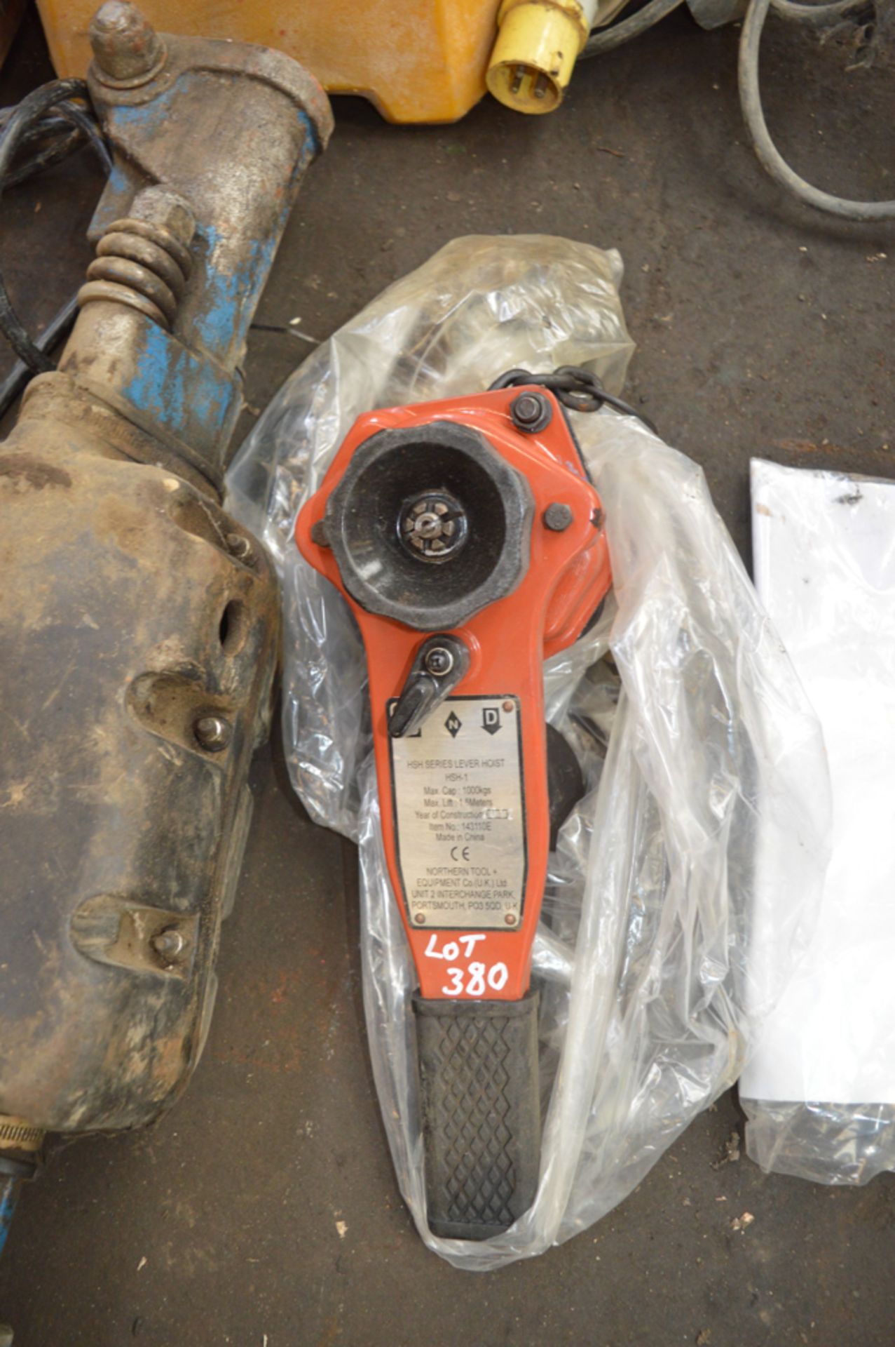 Lever hoist New & unused