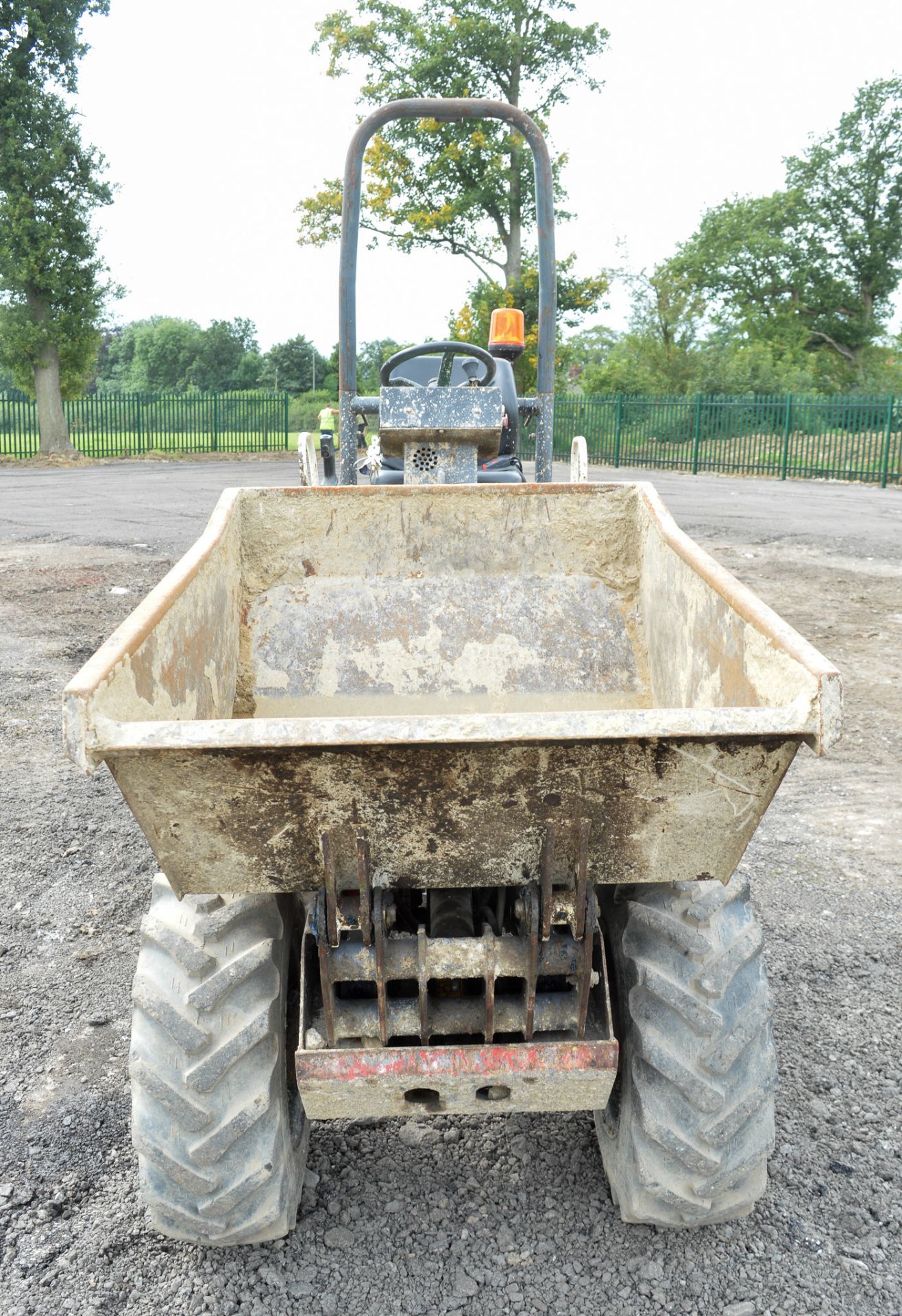 Benford Terex HD1000 1 tonne hi-tip dumper Year: 2008 S/N: E801FT100 Recorded Hours: 1533 D1144 - Image 5 of 12