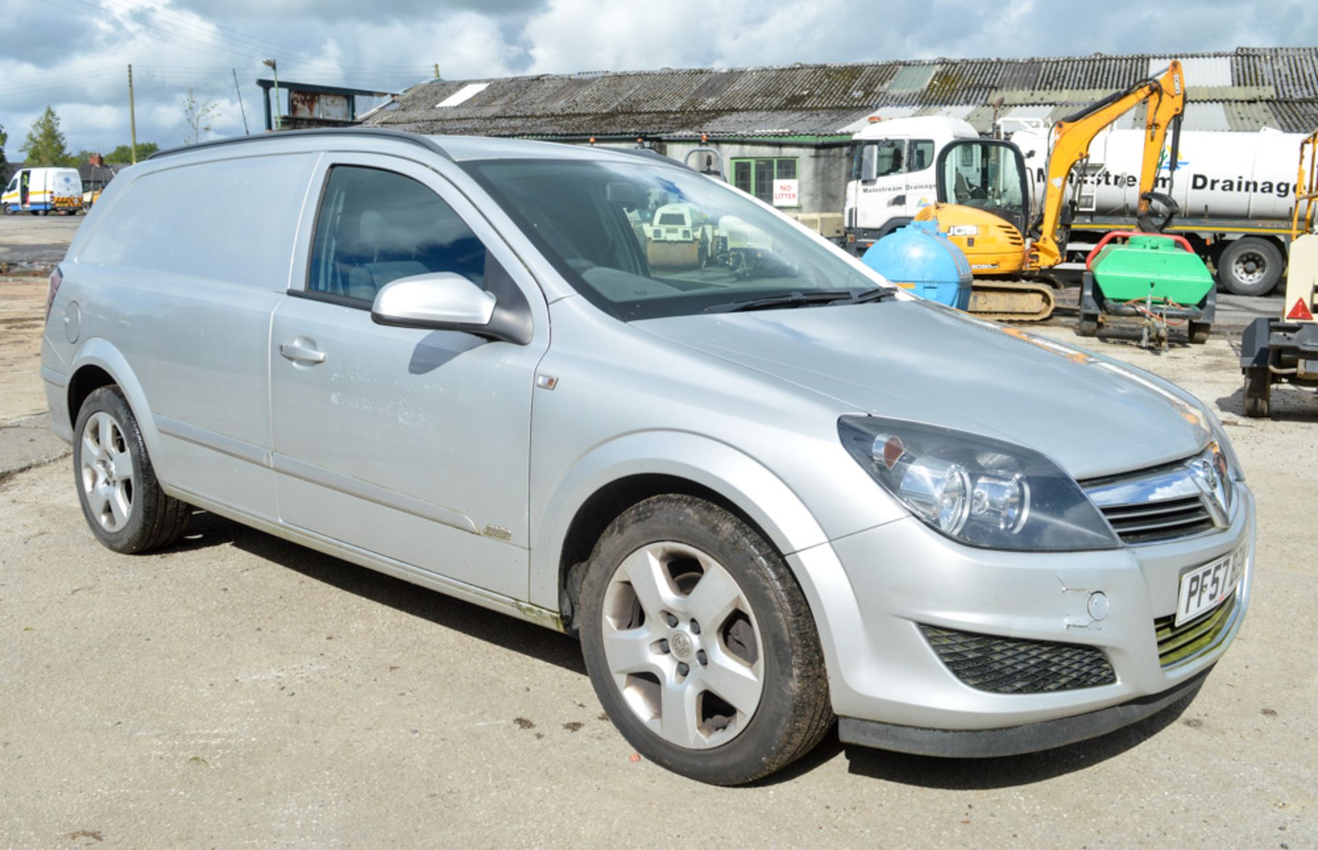 Vauxhall Astra 1.7 CDTi Sportive car derived van Registration Number: PF57 BZN Date of Registration: