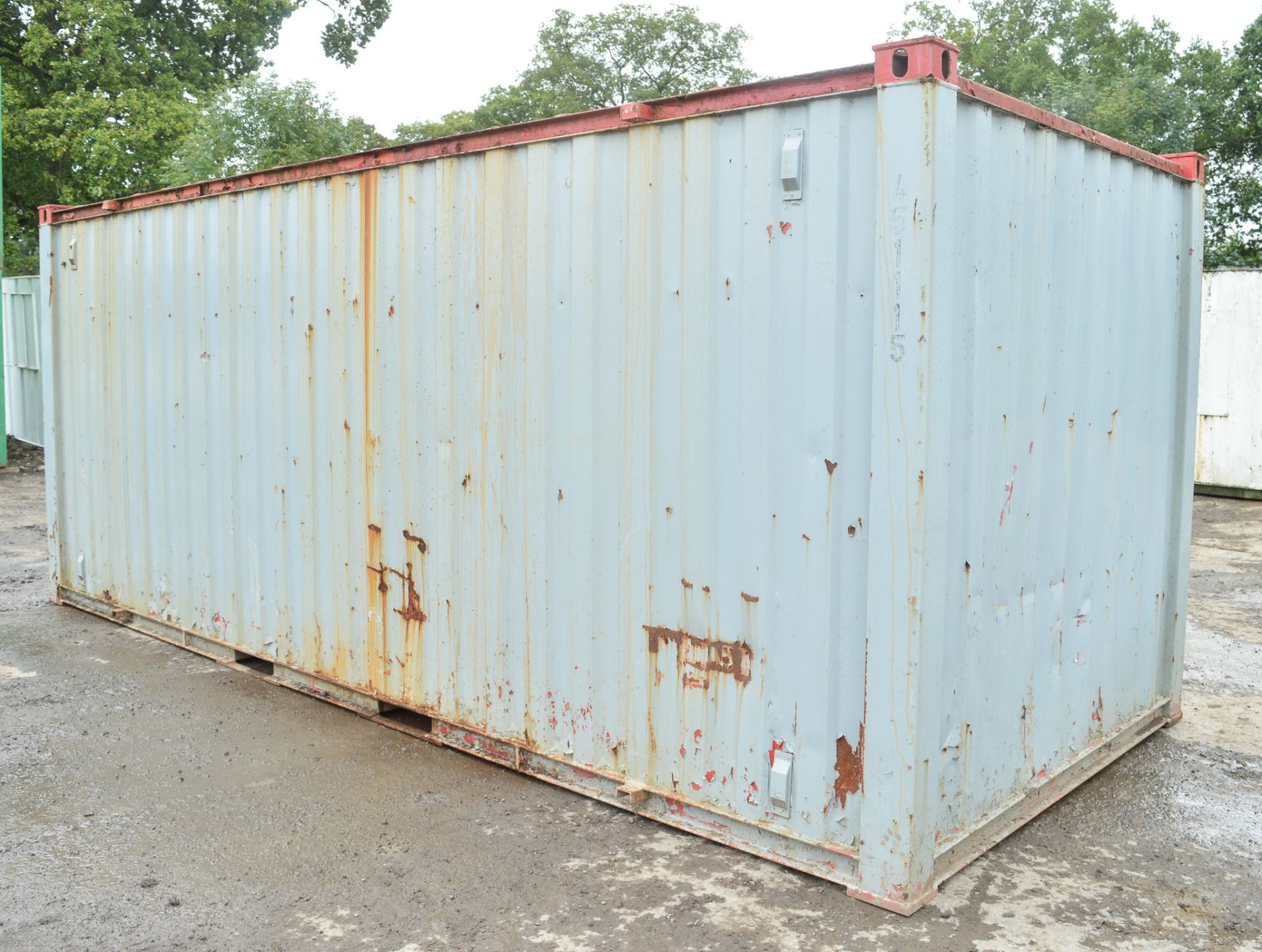 21 ft x 9 ft steel site store unit 451115 ** No keys ** - Image 3 of 4