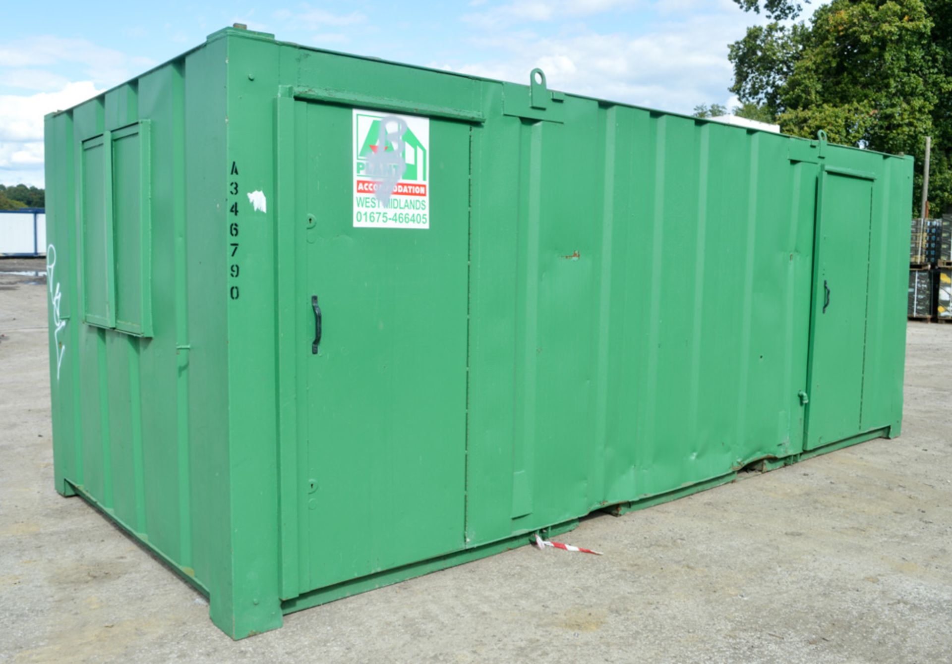 21 ft x 9 ft steel anti vandal site welfare unit Comprising of: canteen area, toilet & generator - Image 2 of 11