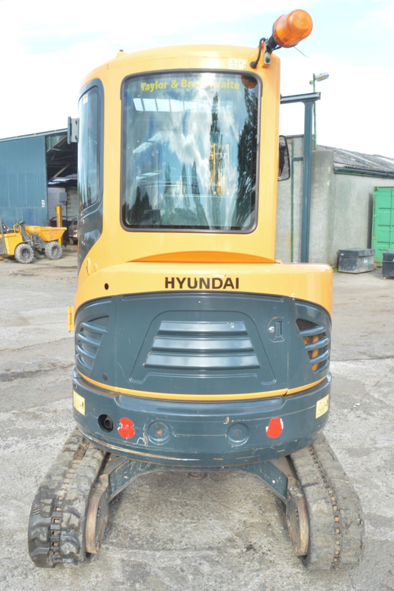 Hyundai Robex 25z-9A 2.5 tonne rubber tracked mini excavator  Year: 2014 S/N: E0000182 Recorded - Image 7 of 13