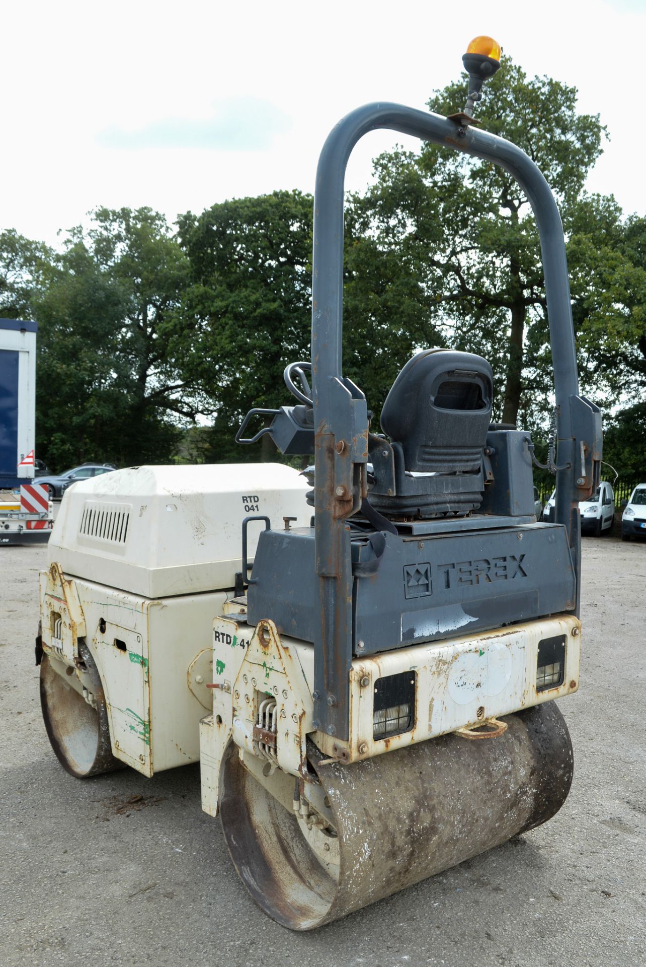 Benford Terex TV1200 double drum ride on roller Year: 2007 S/N: E705CF031 Recorded Hours: 1214 - Image 4 of 8