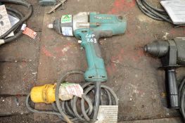 Makita 110v 1/2 inch drive impact gun A600955