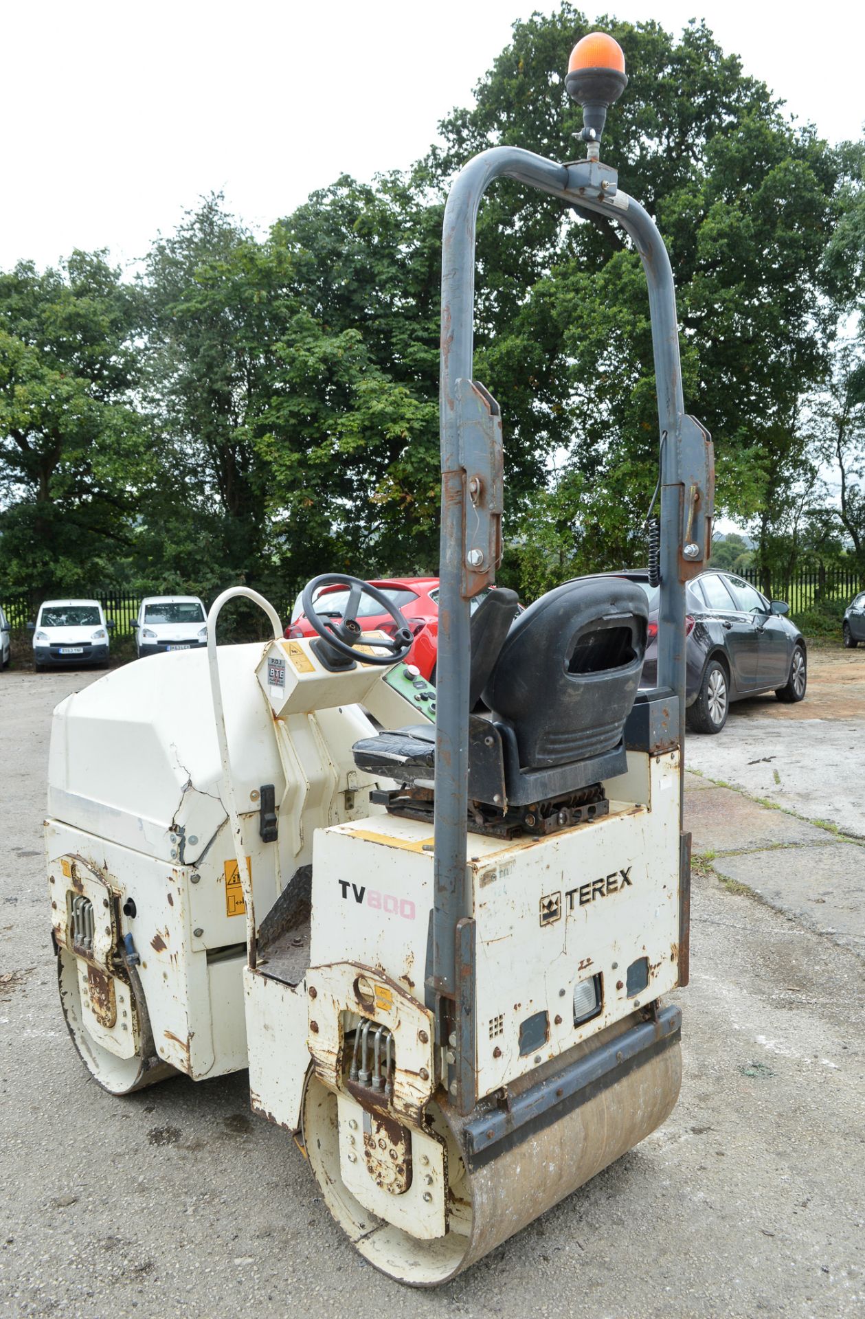 Benford Terex TV800 double drum ride on roller Year: 2008 S/N: E901HU043 Recorded Hours: 1252 - Image 2 of 8