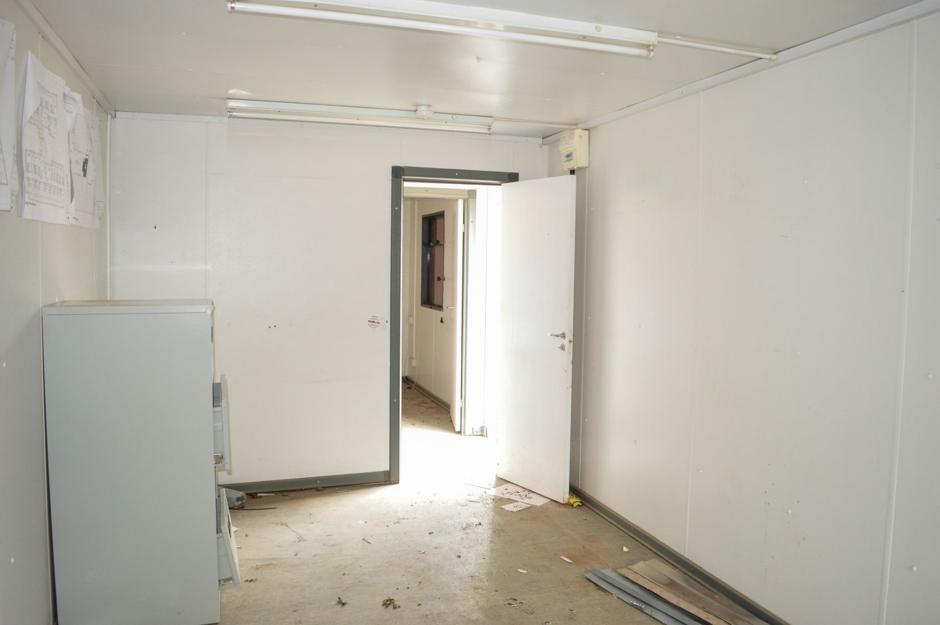 32 ft x 10 ft steel anti vandal jack leg site office unit Comprising of: 2 offices GT457312 ** Doors - Image 6 of 9