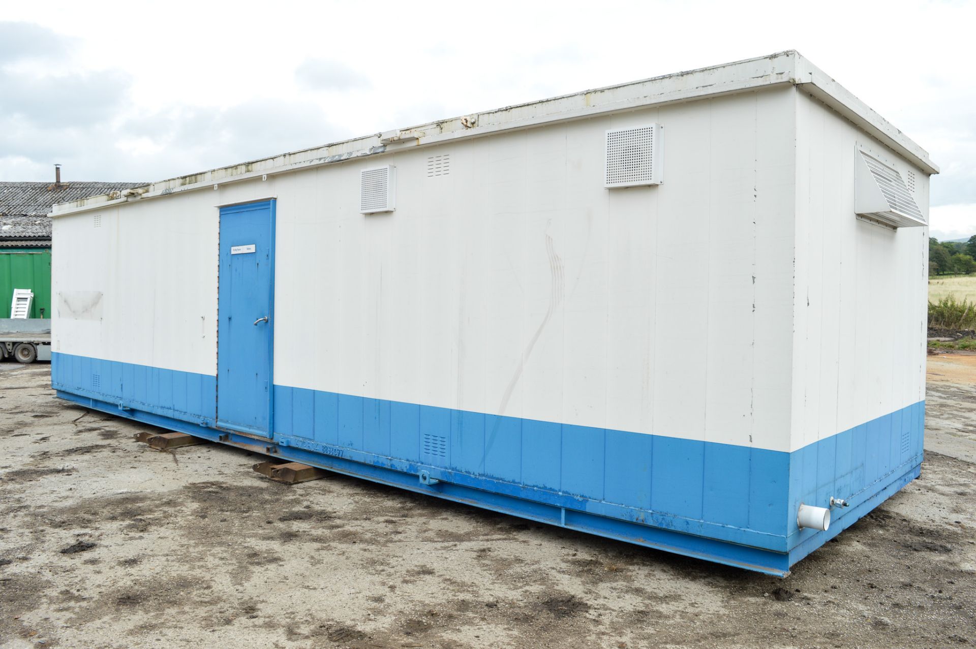 32 ft x 9 ft anti vandal steel toilet & drying room site unit comprising of drying room, gents &