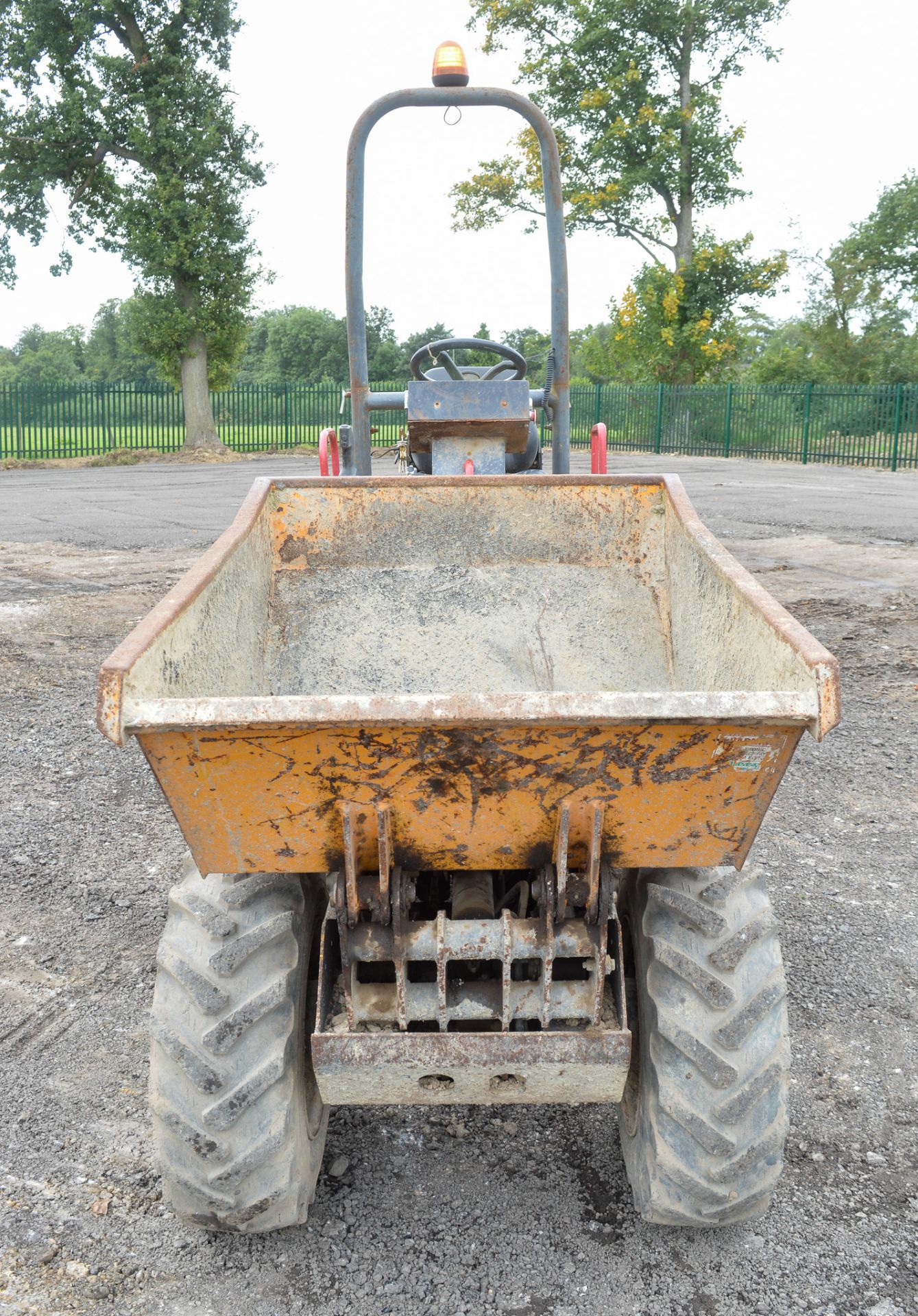 Benford Terex HD1000 1 tonne hi-tip dumper Year: 2005 S/N: E510HM633 Recorded Hours: Not displayed - Image 5 of 12