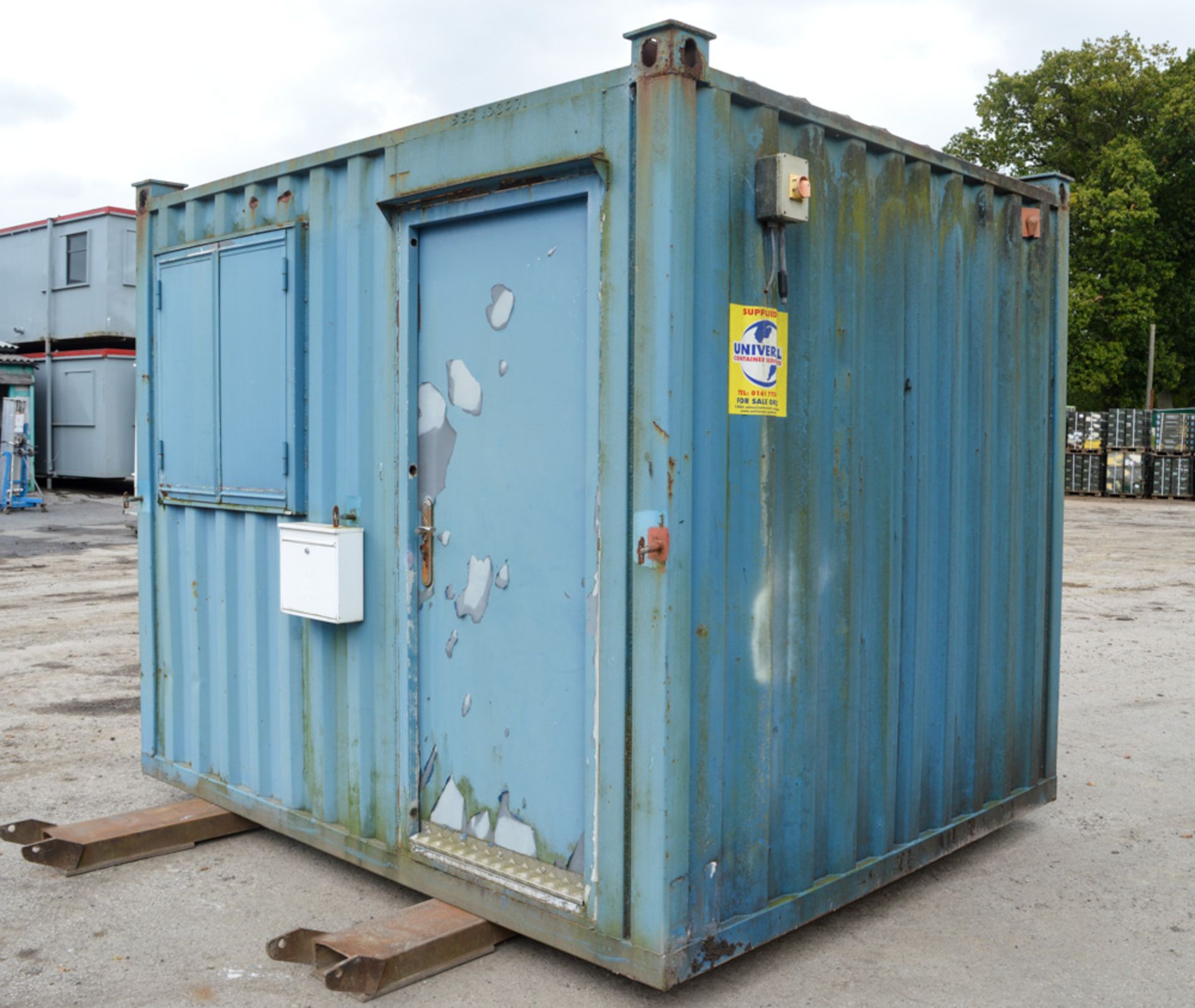 10 ft x 8 ft steel anti vandal site office unit 42 - Image 2 of 6