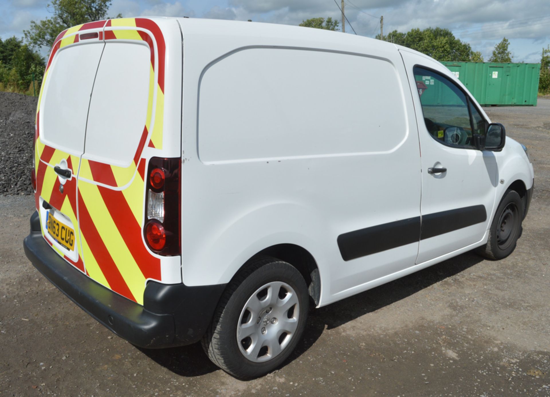 Peugeot Partner 1.6 HDi Professional diesel van  Registration Number: BN63 CUG Date of Registration: - Image 4 of 8