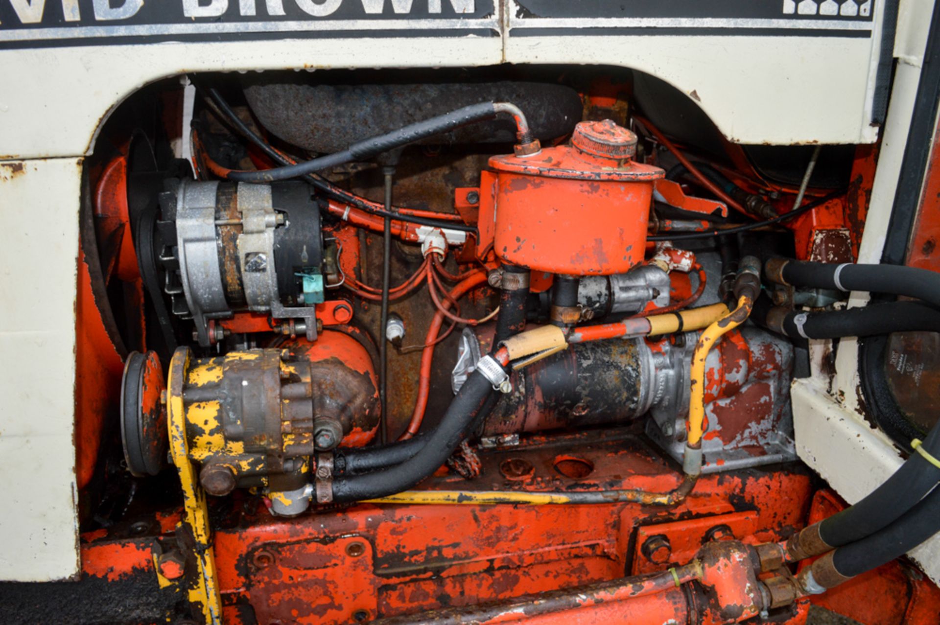 David Brown 885 diesel tractor Registration Number: LSW 994R Date of Registration: 07/09/1976 - Image 8 of 11