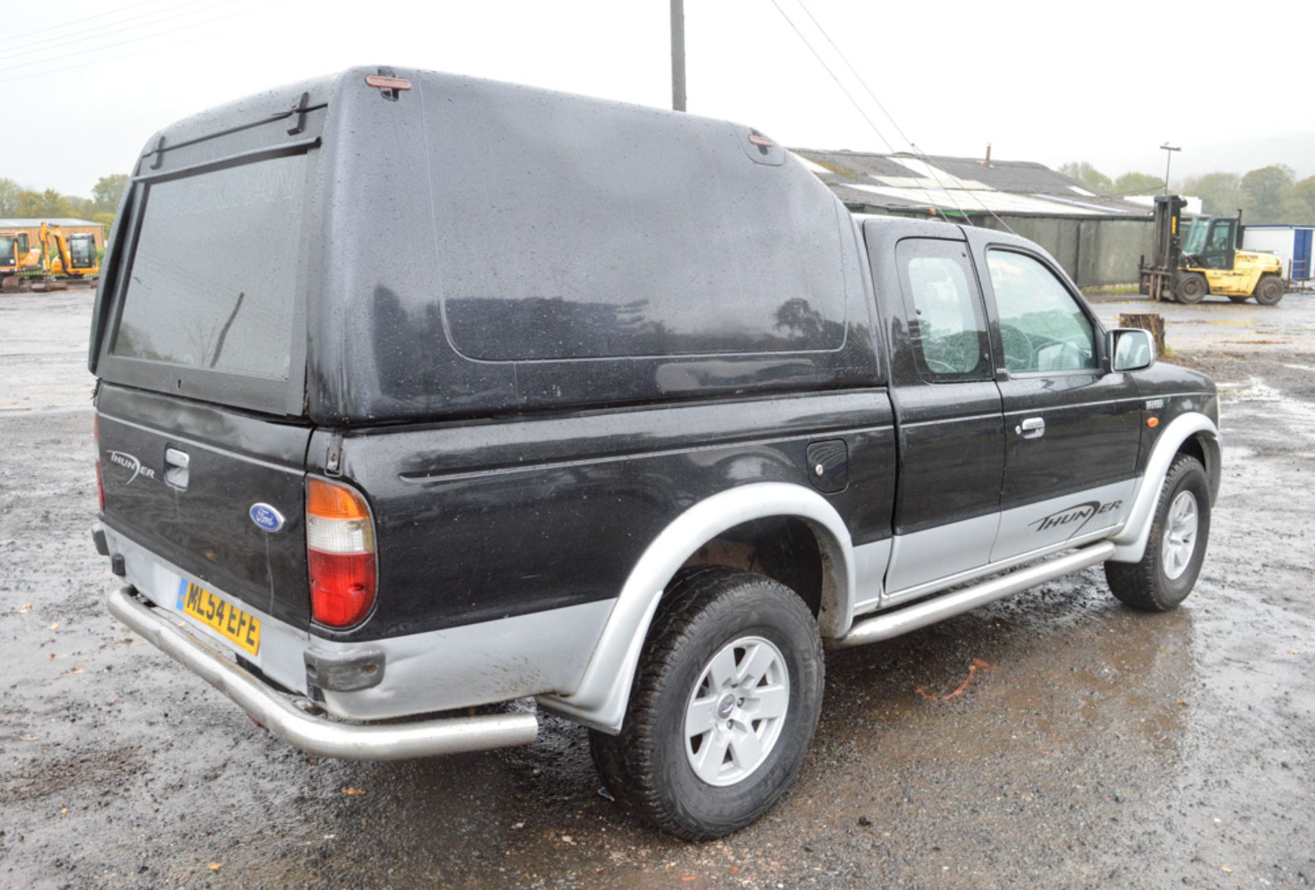 Ford Ranger S-CAB XLT Thunder 4WD manual pick up Registration Number: ML54 EFE Date of registration: - Image 3 of 11