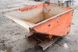 Steel tipping skip A564380