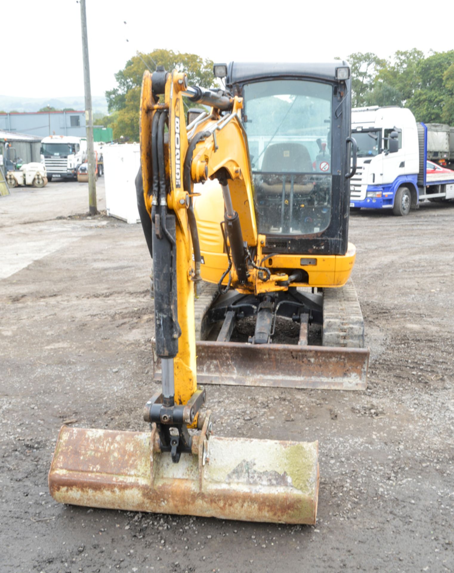 JCB 8025 ZTS 2.5 tonne rubber tracked mini excavator Year: 2011 S/N: 2020534 Recorded Hours: 1824 - Image 5 of 11