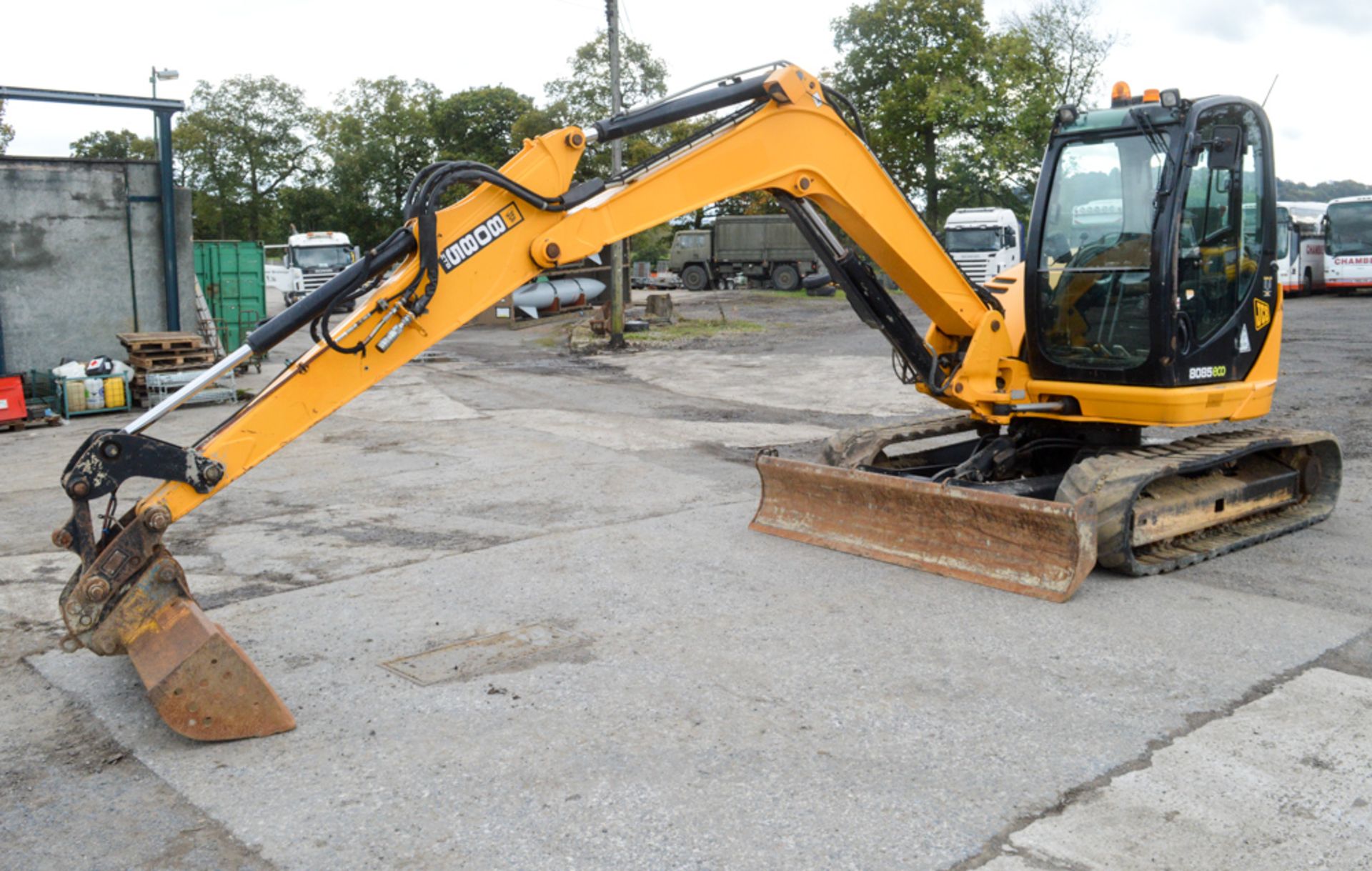 JCB 8085 ZTS Eco 8.5 tonne rubber tracked excavator Year: 2012 S/N: 1072638 Recorded Hours: 4385