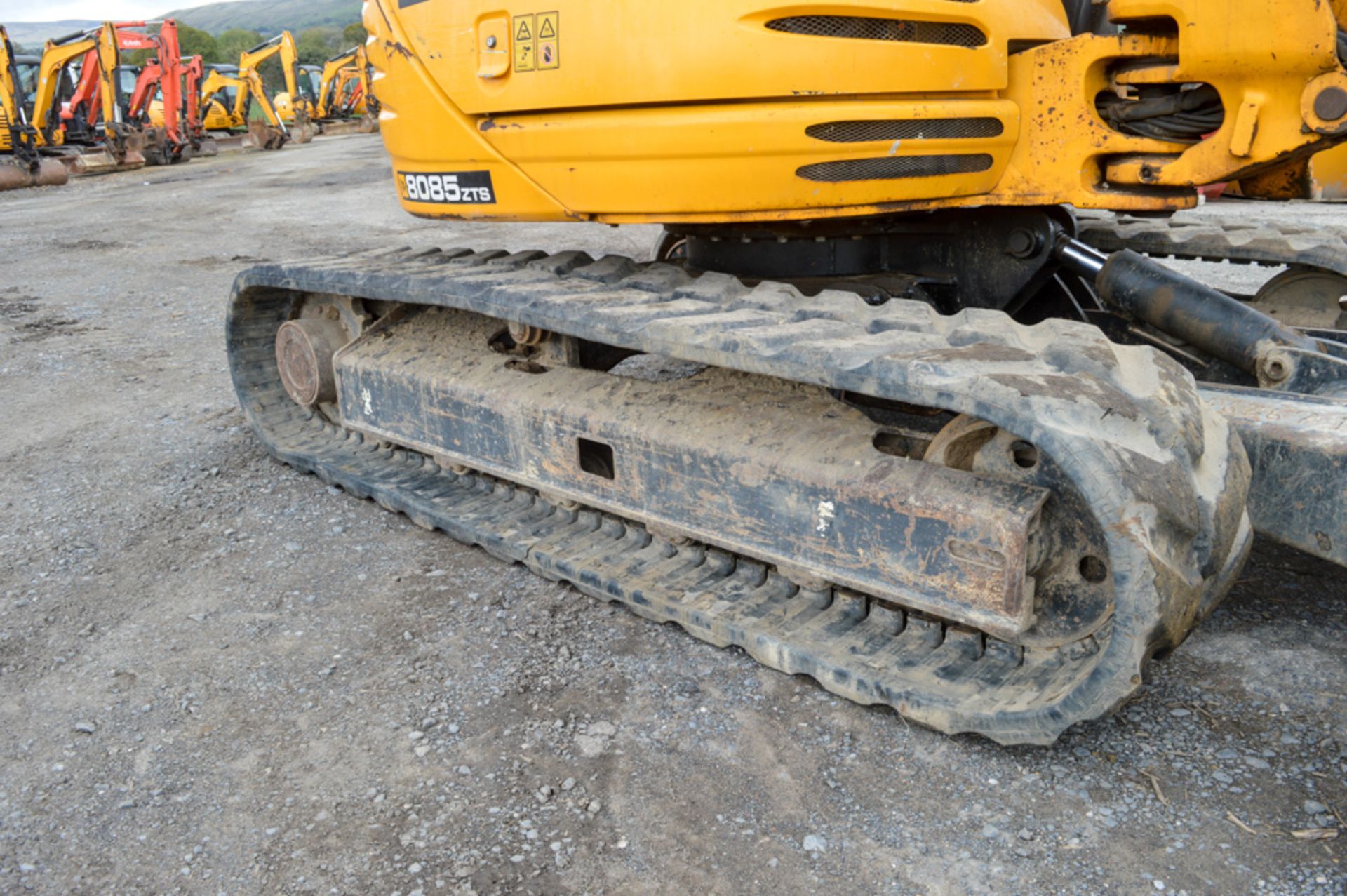 JCB 8085 ZTS Eco 8.5 tonne rubber tracked excavator Year: 2011 S/N:1072263 - Image 8 of 12