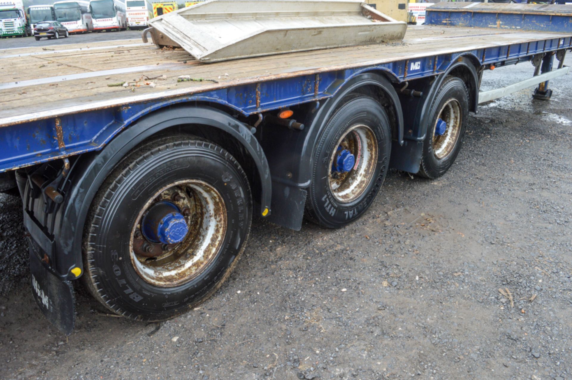 M&G SLC 27Y stepframe low loader trailer Year: 2010 MOT Expires: 30/06/2018 Chassis No: 36465 c/w - Image 5 of 12