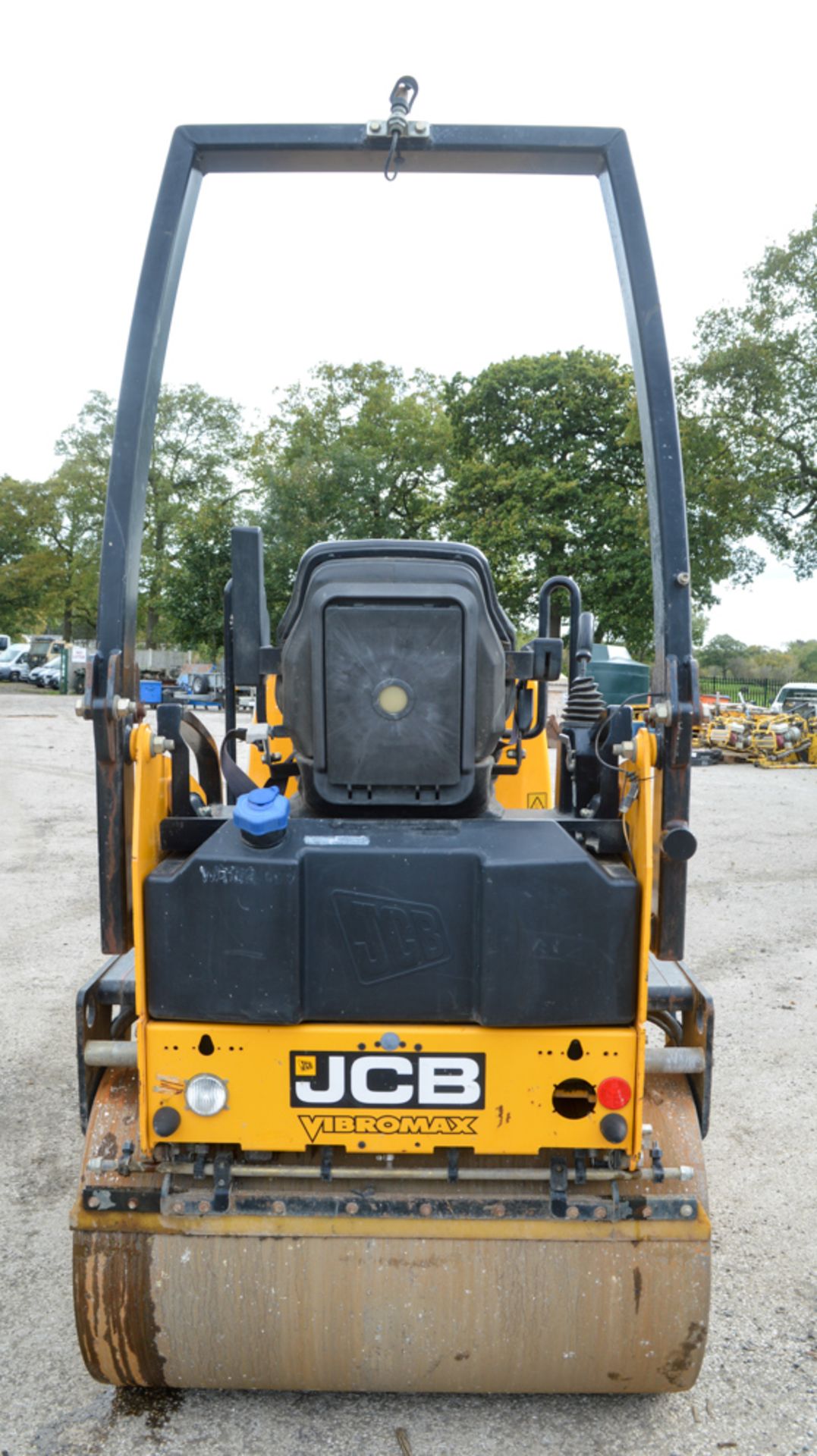 JCB Vibromax VMT260 double drum ride on roller Year: 2011 S/N: 2803247 Recorded Hours: 531 A563273 - Image 6 of 8