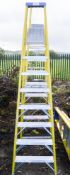 Youngman 7 step aluminium/fibreglass step ladder E0012515