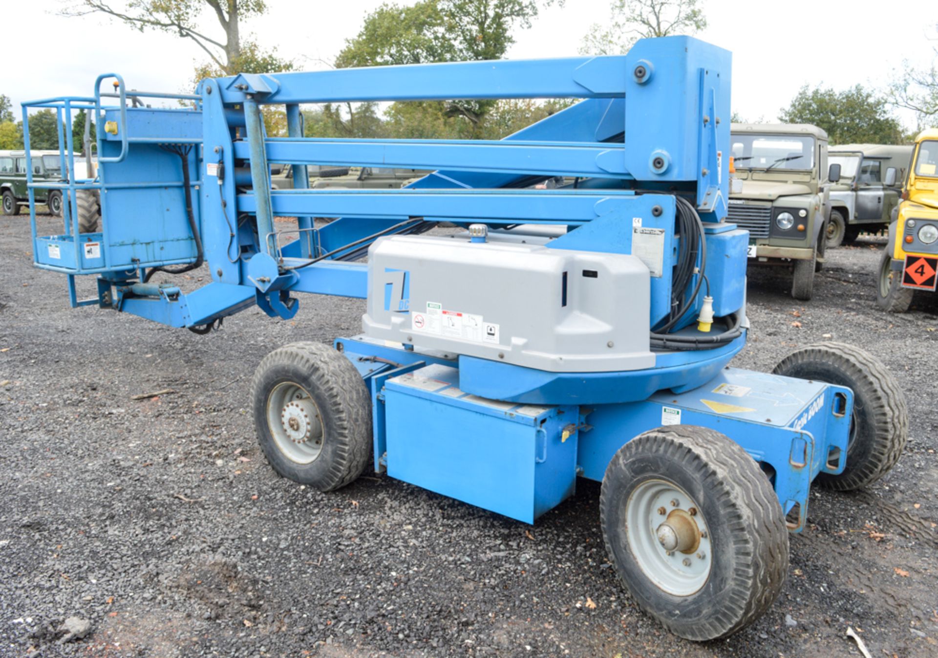 Genie Boom Z45/22 45 ft battery electric articulated boom lift access platform Year: 1997 S/N: - Image 4 of 6