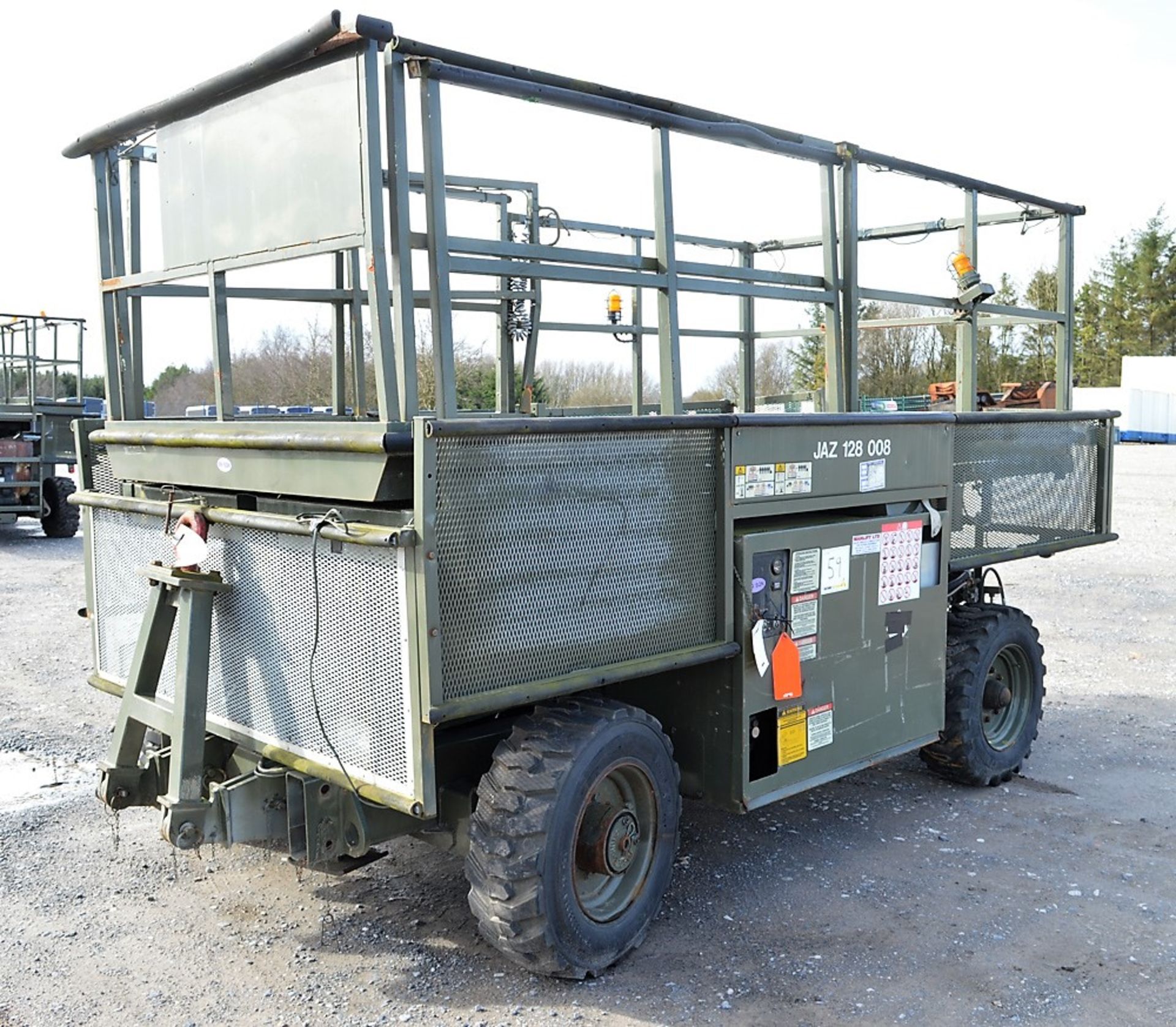 Grove SM3184 25 ft diesel driven scissor lift access platform (Ex MOD) Recorded Hours: 1109 c/w