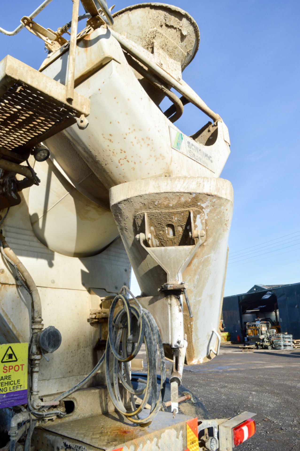 Mercedes Benz Arocs 3236 8 wheel concrete mixer lorry Registration Number: WX16 FDC Date of - Image 8 of 10