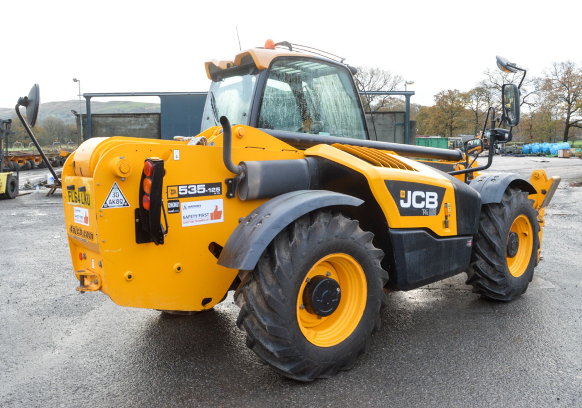 JCB 535-125 Hi-Viz 12.5 metre telescopic handler Year: 2014 S/N: 2342152 Recorded Hours: 2103 c/w - Image 4 of 13